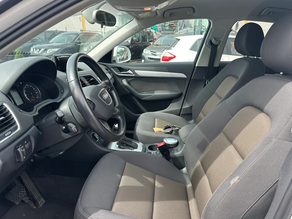 AUDI Q3 2.0 TDI quattro S-tronic-image-7