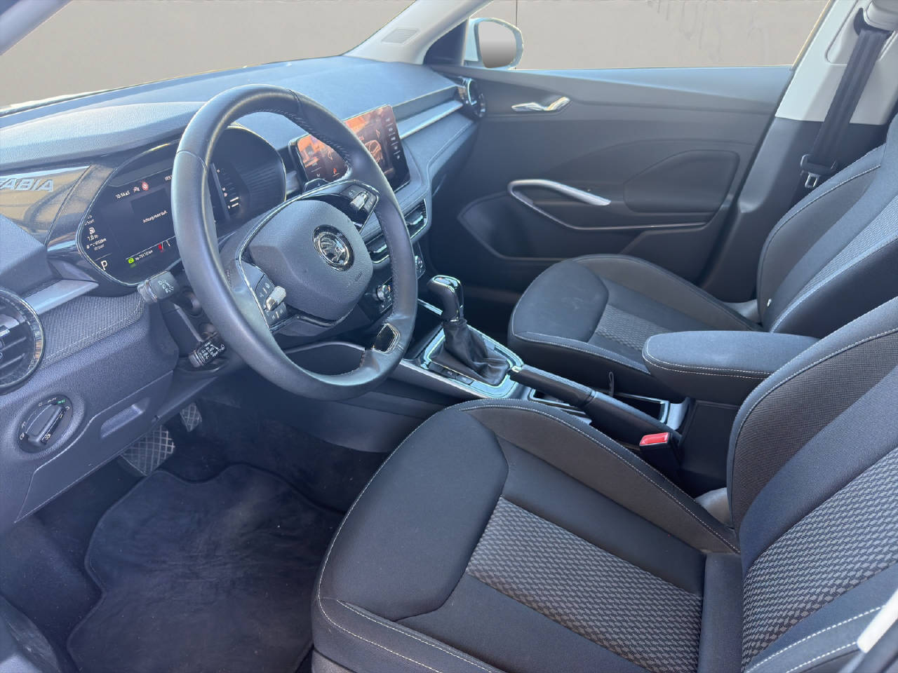 SKODA Fabia 1.0 TSI Style DSG-image-5