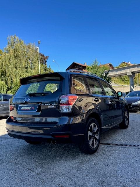 SUBARU Forester 2.0D Swiss Lineatronic-showroom-element-3