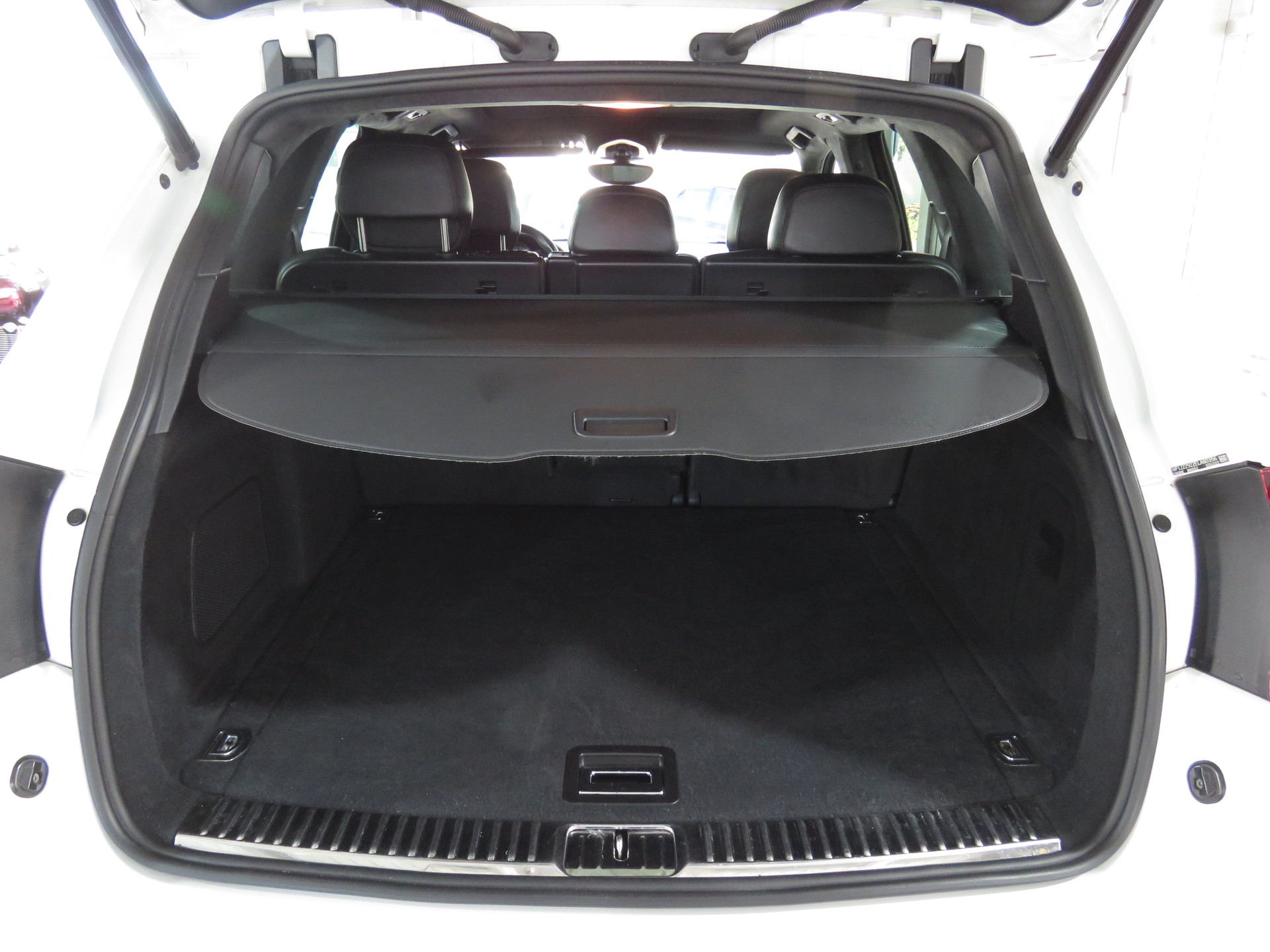 PORSCHE Cayenne Turbo Automat (AHK 3.5 t) Fixpreis !!!-image-9