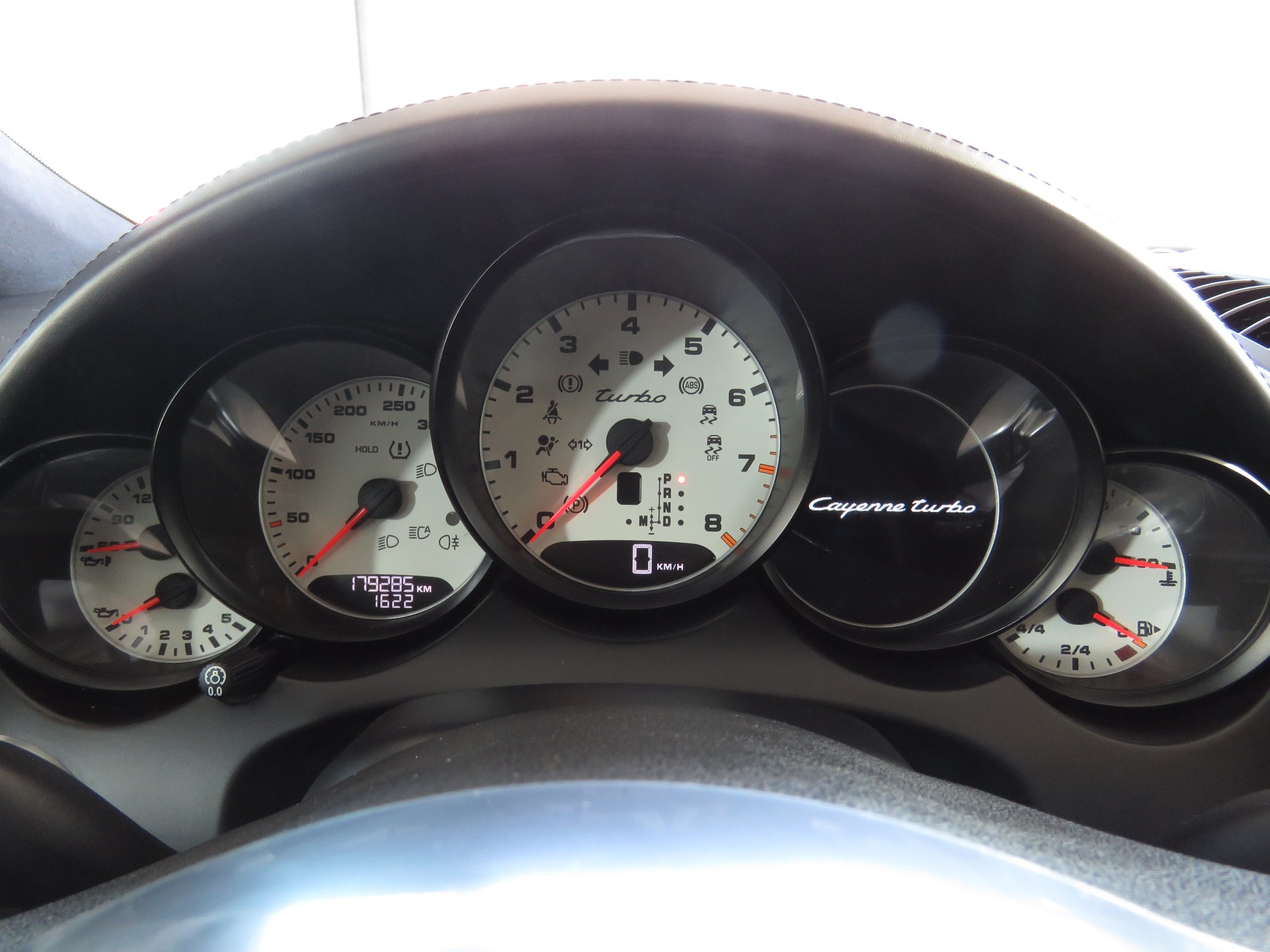 PORSCHE Cayenne Turbo Automat (AHK 3.5 t) Fixpreis !!!-image-15