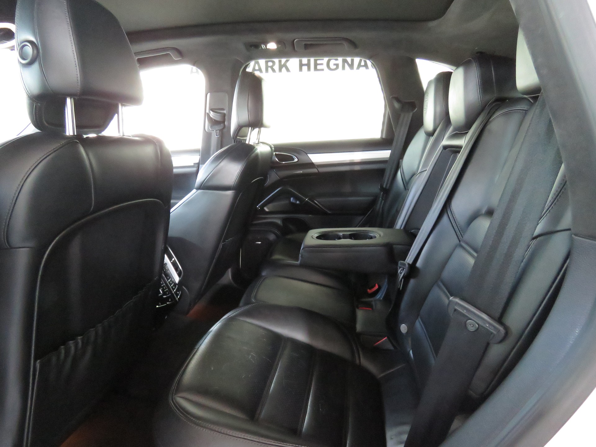 PORSCHE Cayenne Turbo Automat (AHK 3.5 t) Fixpreis !!!-image-8