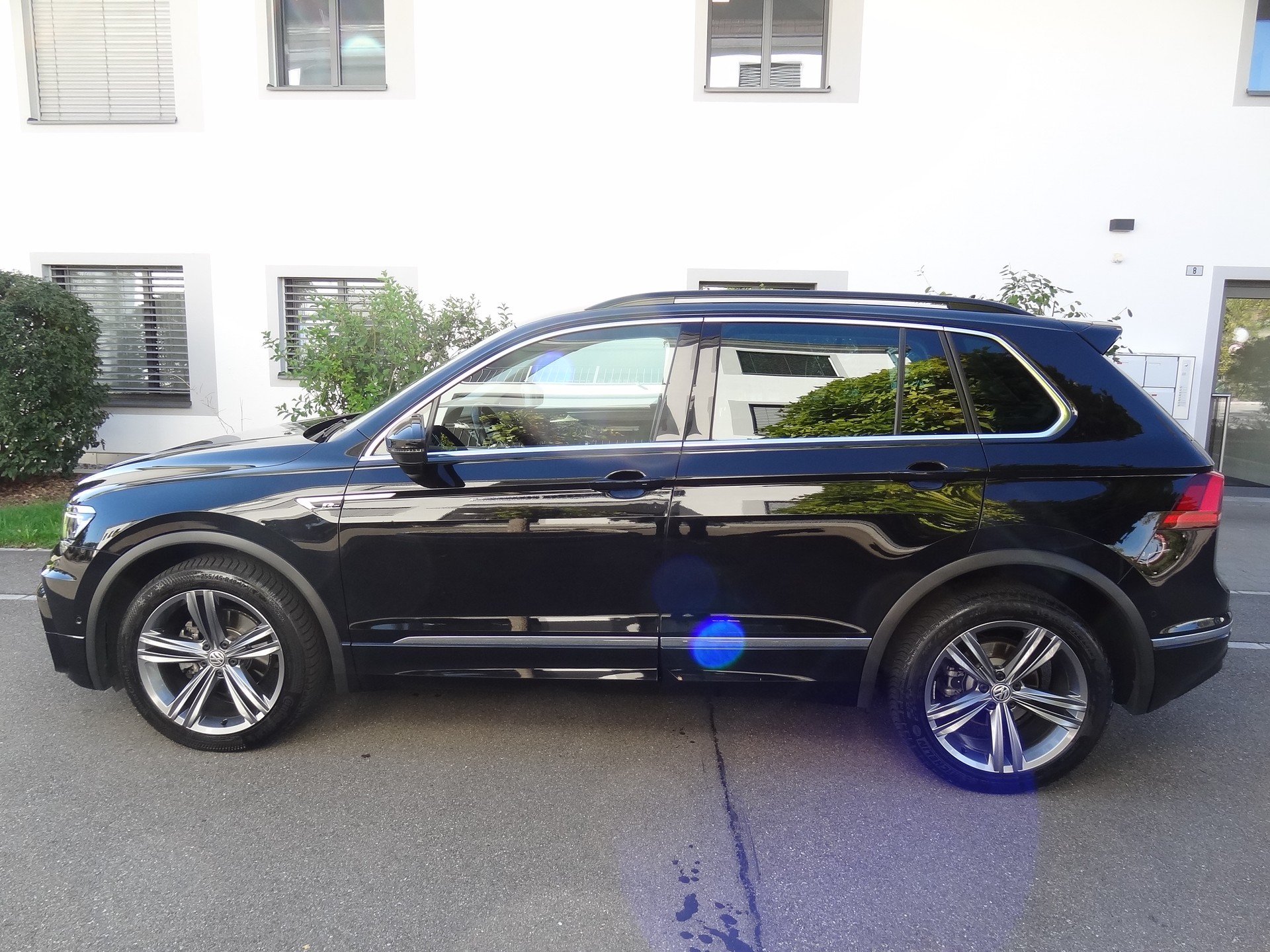 VW Tiguan 1.4TSI Comfortline 4Motion DSG-showroom-element-1