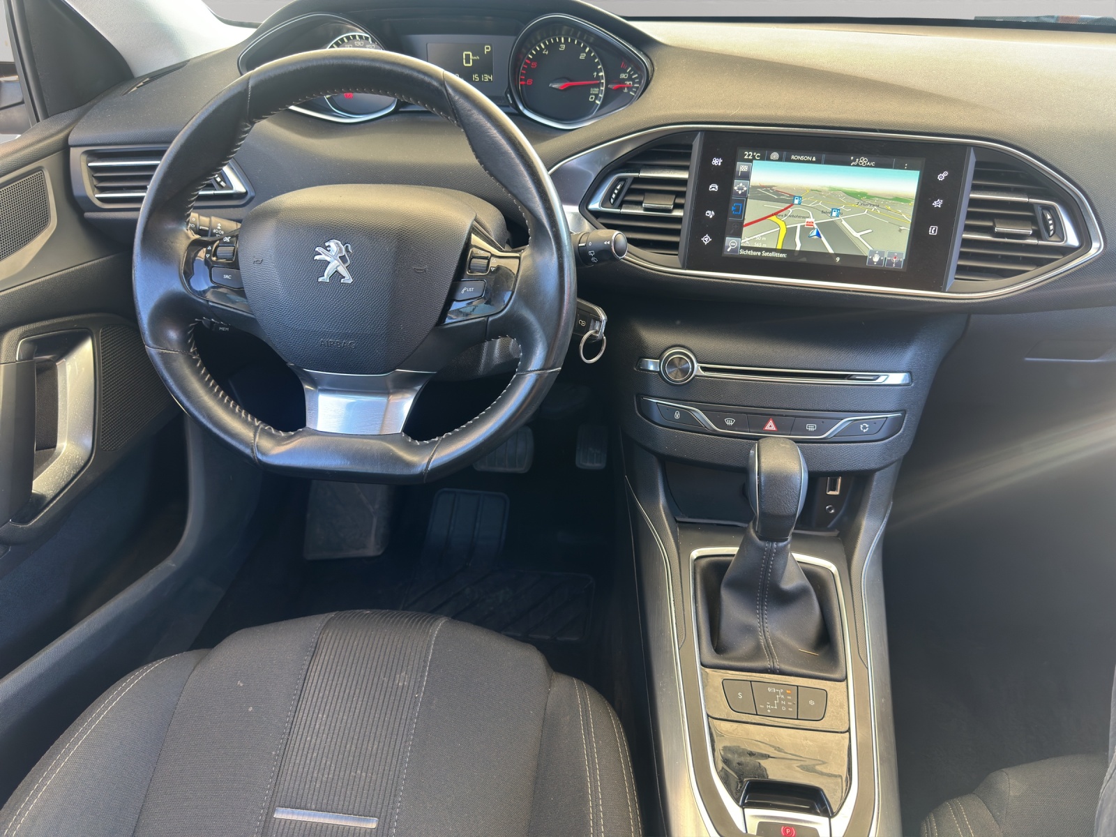 PEUGEOT 308 2.0 BlueHDI Allure Automatic-image-10