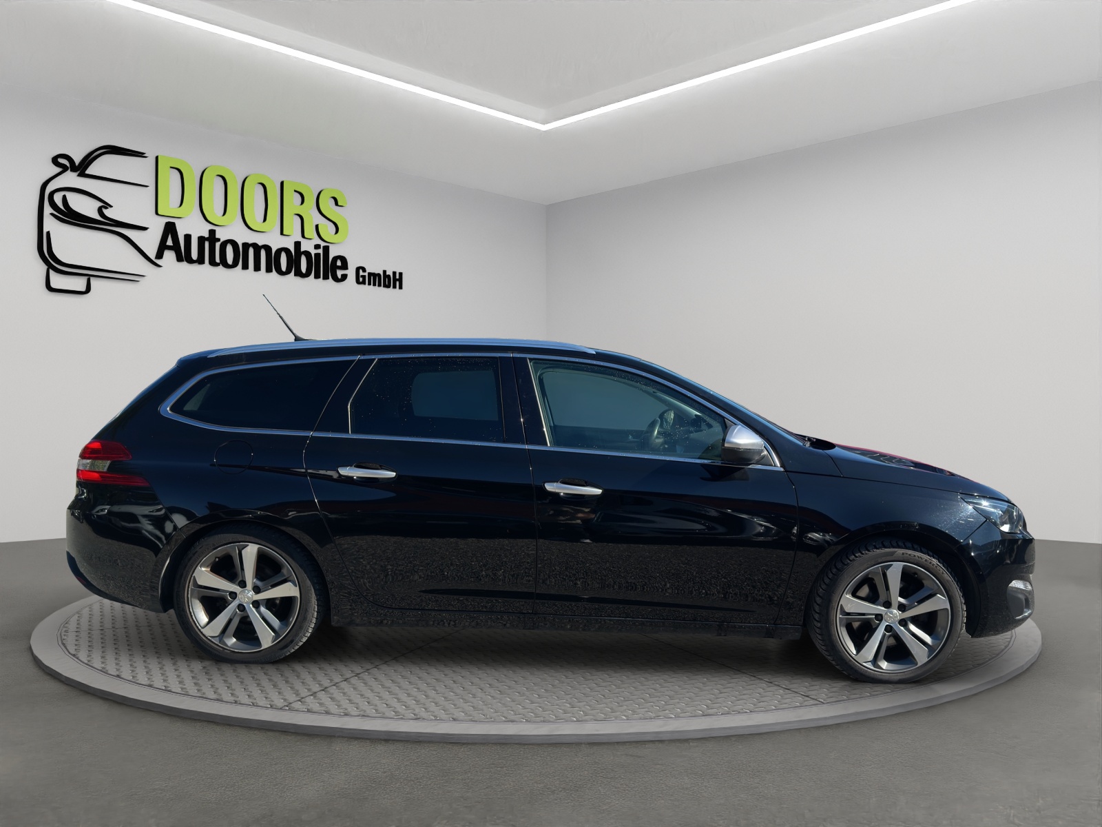 PEUGEOT 308 2.0 BlueHDI Allure Automatic-image-9