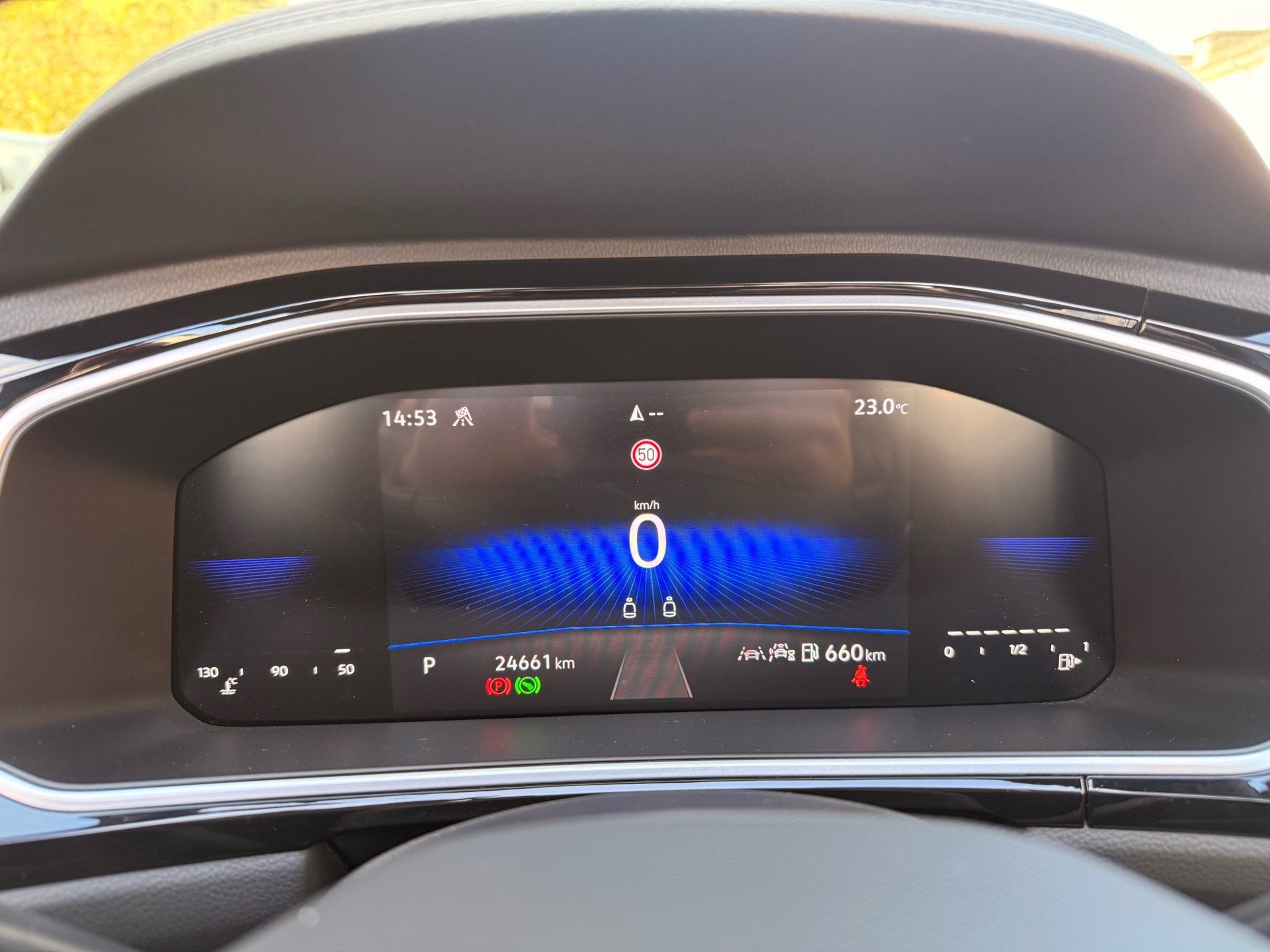 VW T-Roc 1.5 TSI DSG R-LINE *** TOP AUSSTATTUNG ***-image-8
