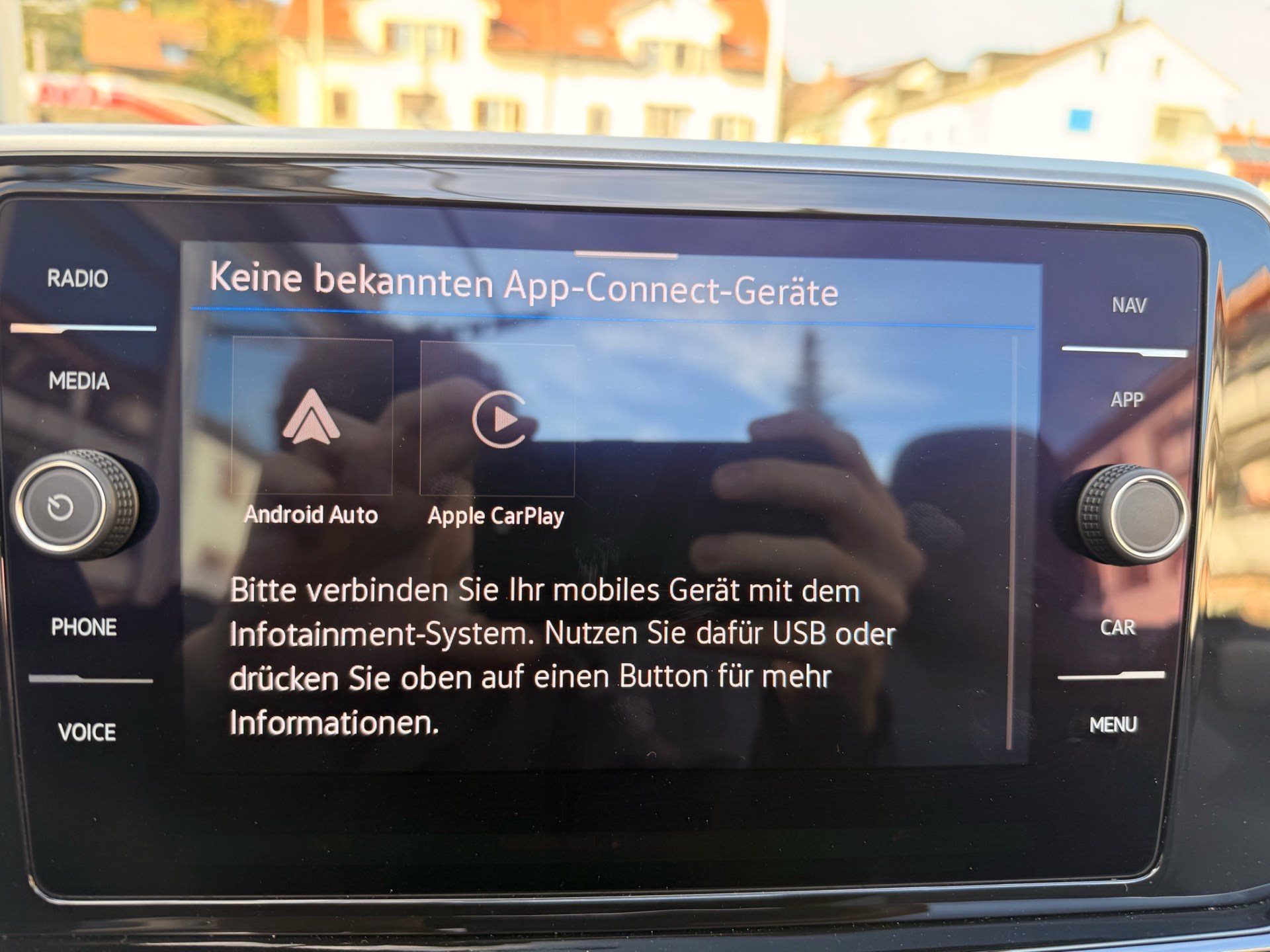 VW T-Roc 1.5 TSI DSG R-LINE *** TOP AUSSTATTUNG ***-image-14
