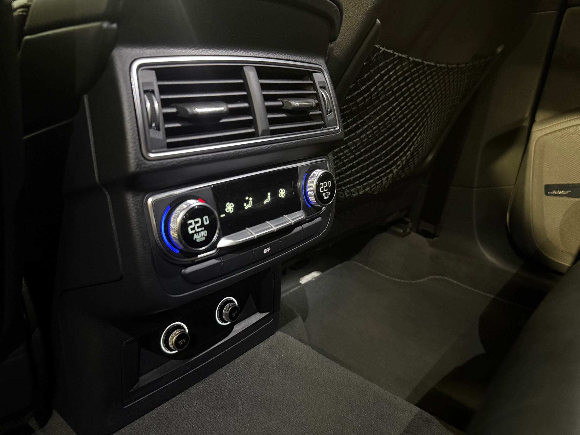 AUDI Q7 3.0 TDI quattro tiptronic S-line-image-10