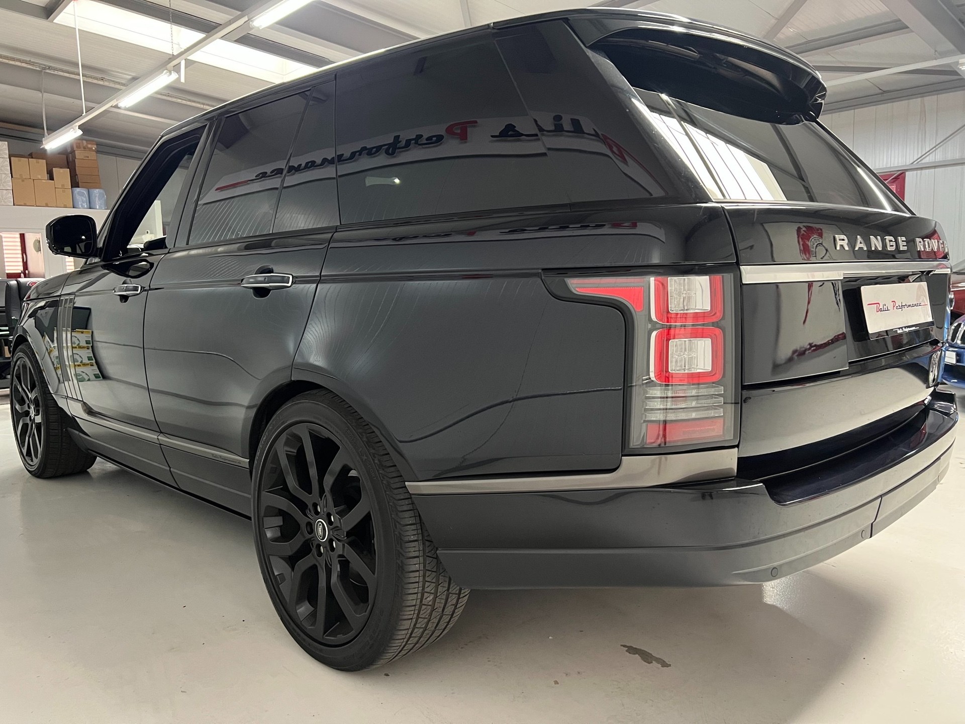 LAND ROVER Range Rover 4.4 SDV8 Autobiography Automatic-image-7