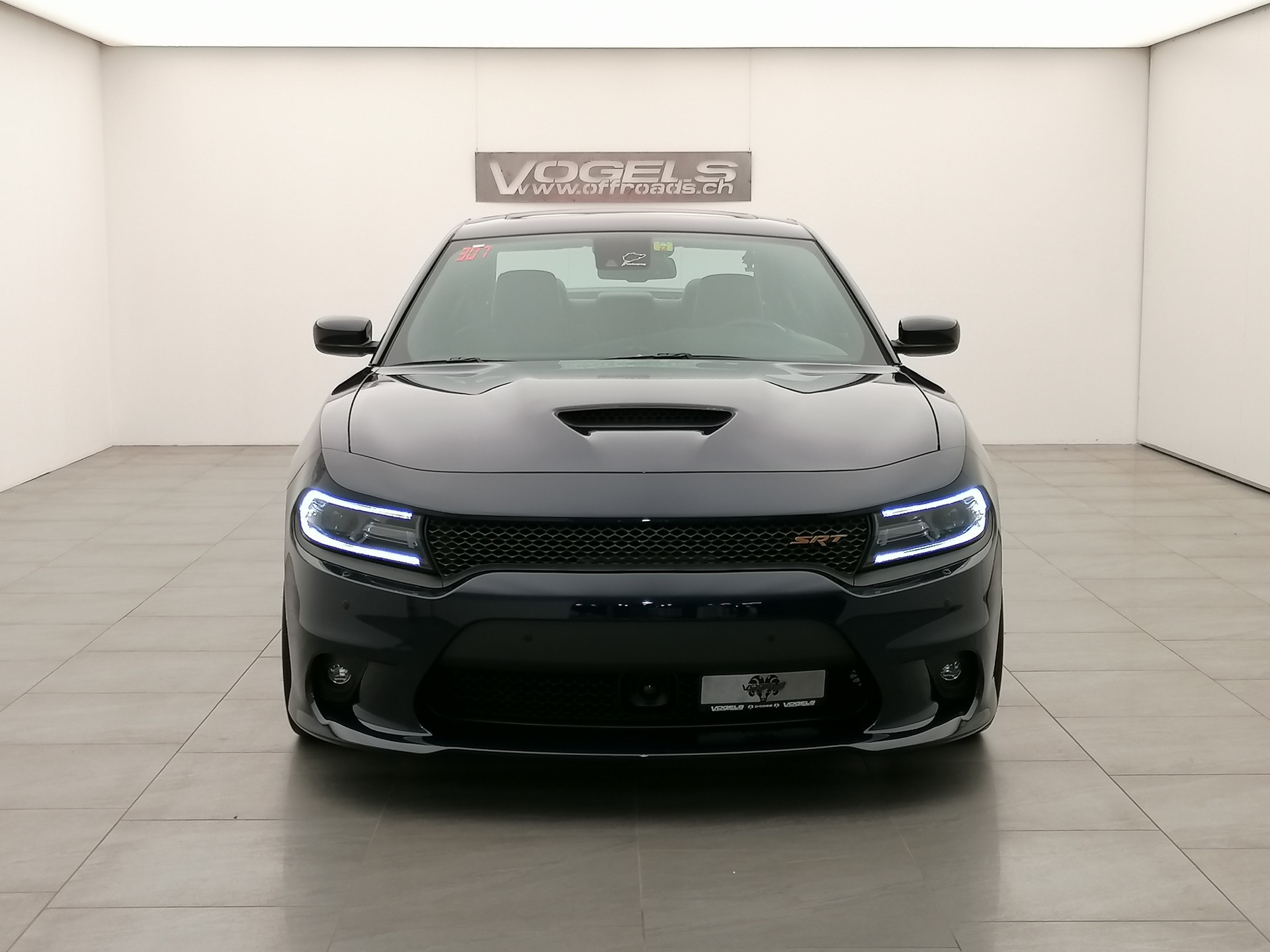 DODGE Charger 392 6.4 SRT-showroom-element-1