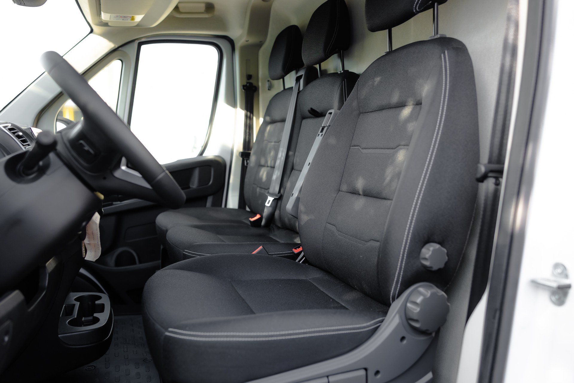 CITROEN Jumper FRIGO - 20° 35 2.2 BlueHDi 140 L3 H2-image-13
