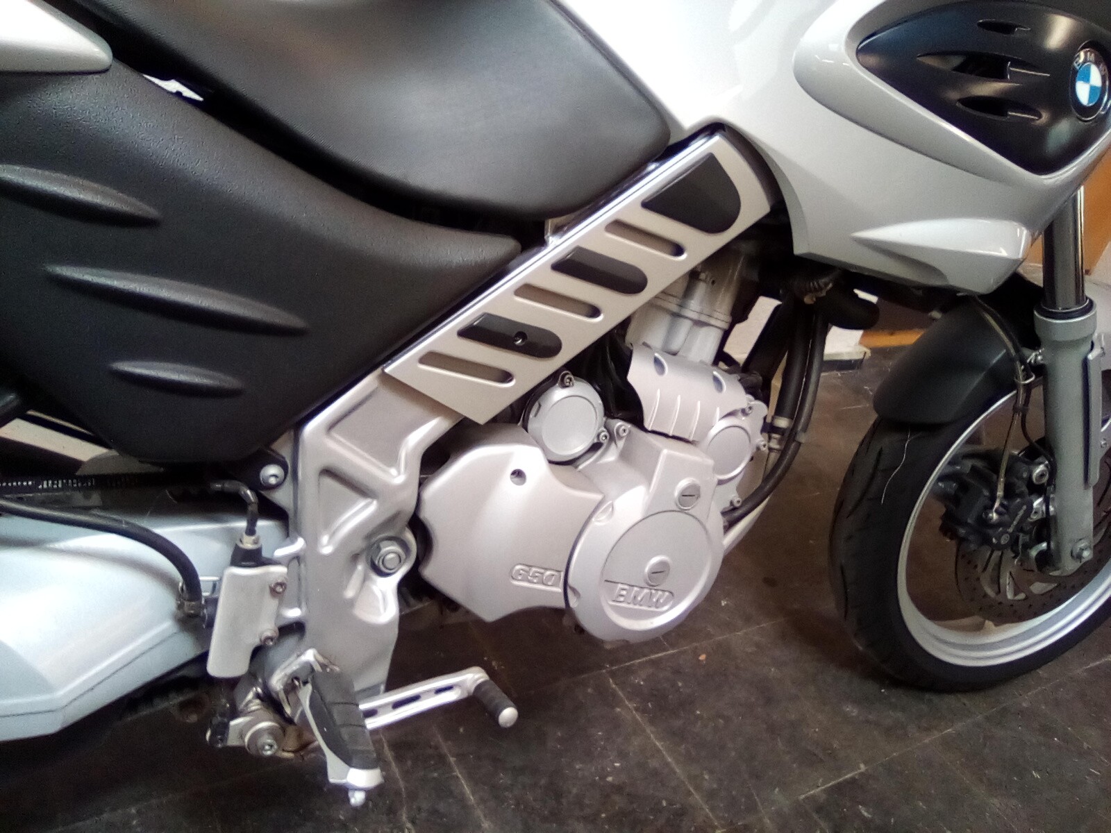 BMW F 650 CS Scarver-image-2