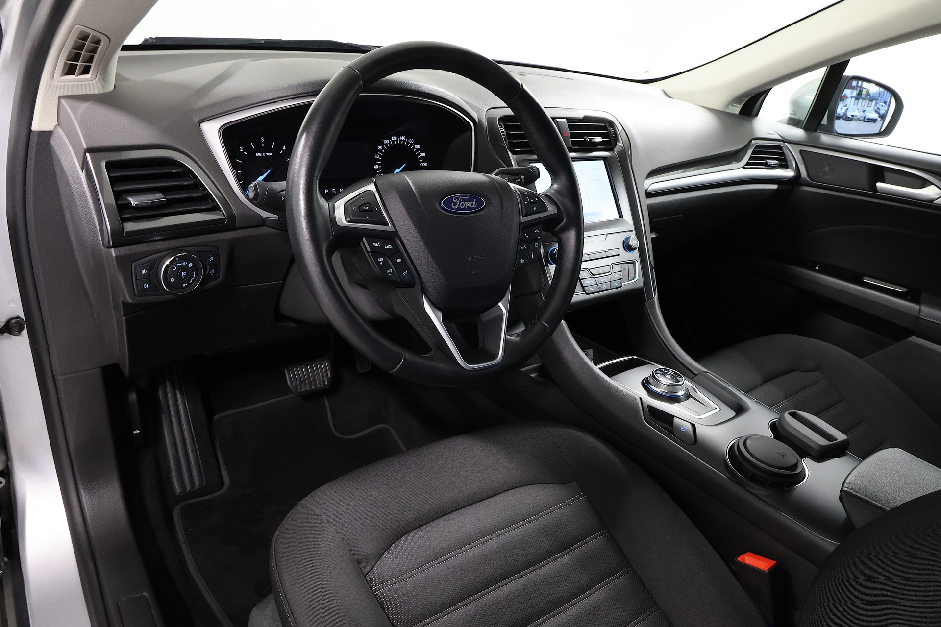 FORD Mondeo 2.0 TDCi Trend Automatik-image-7