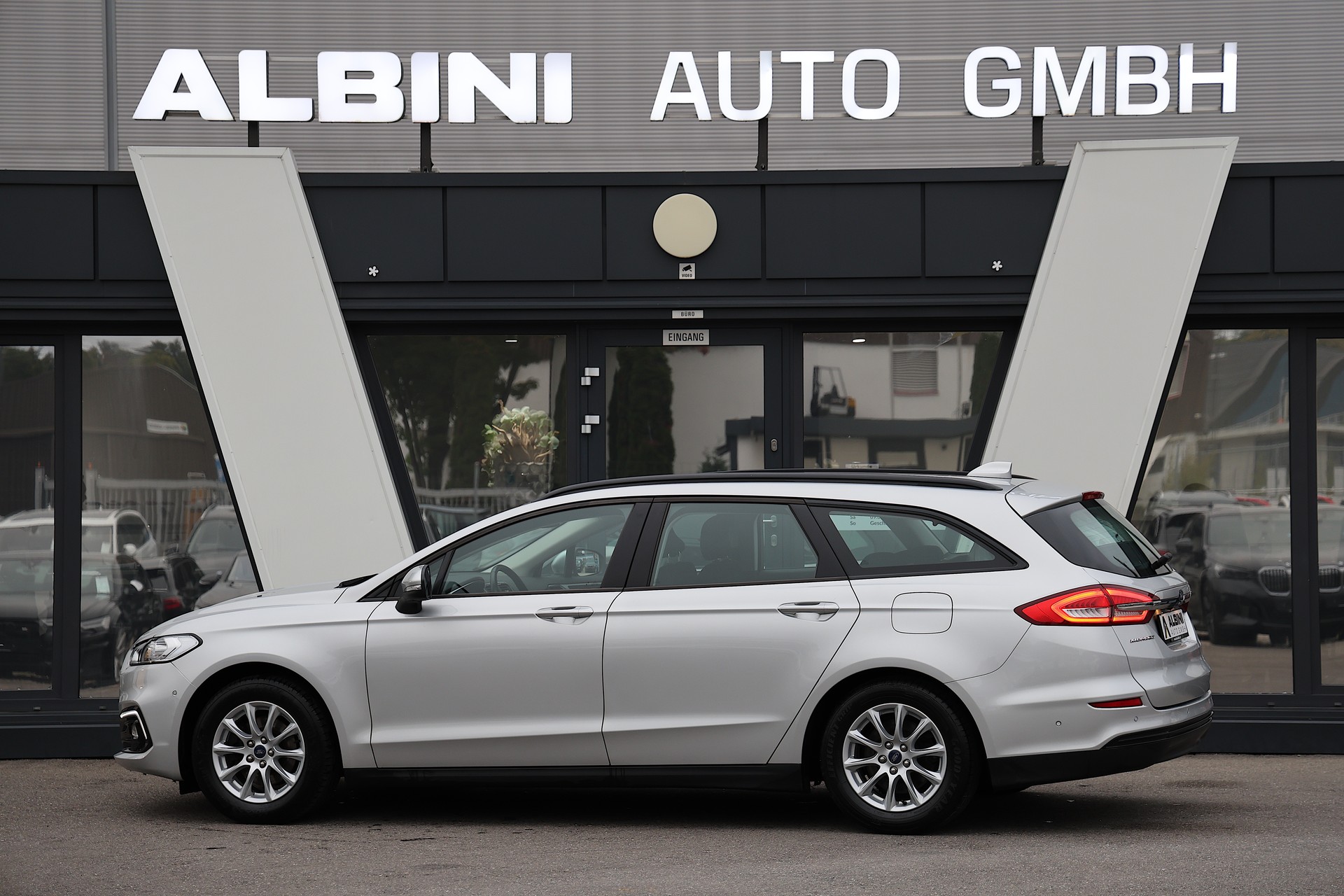FORD Mondeo 2.0 TDCi Trend Automatik-showroom-element-2