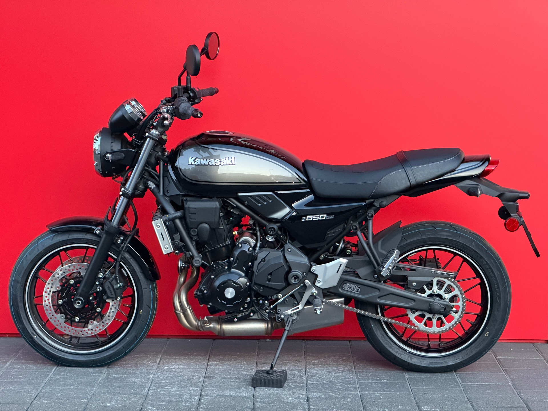 KAWASAKI Z 650 RS-image-11