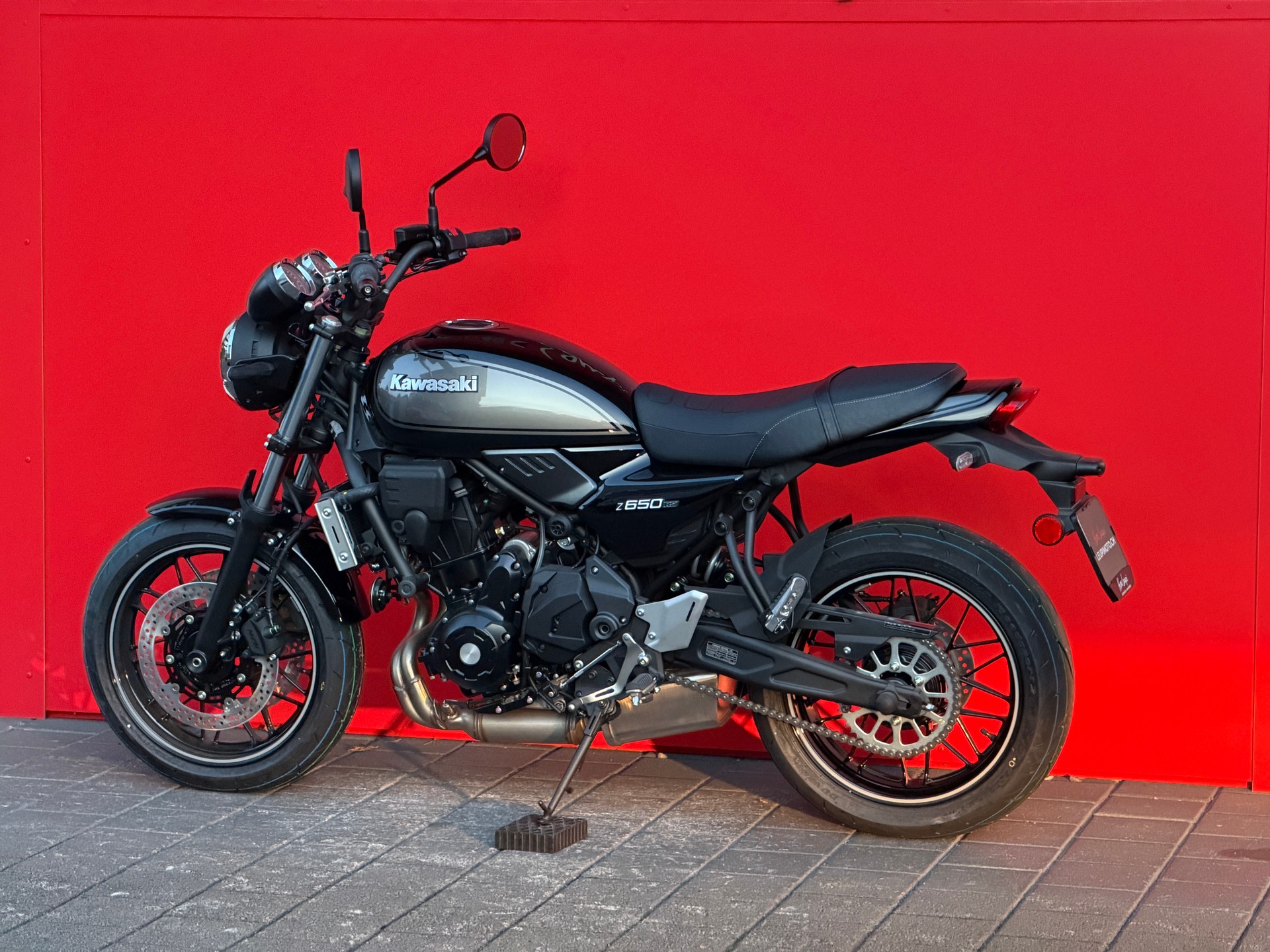 KAWASAKI Z 650 RS-image-13