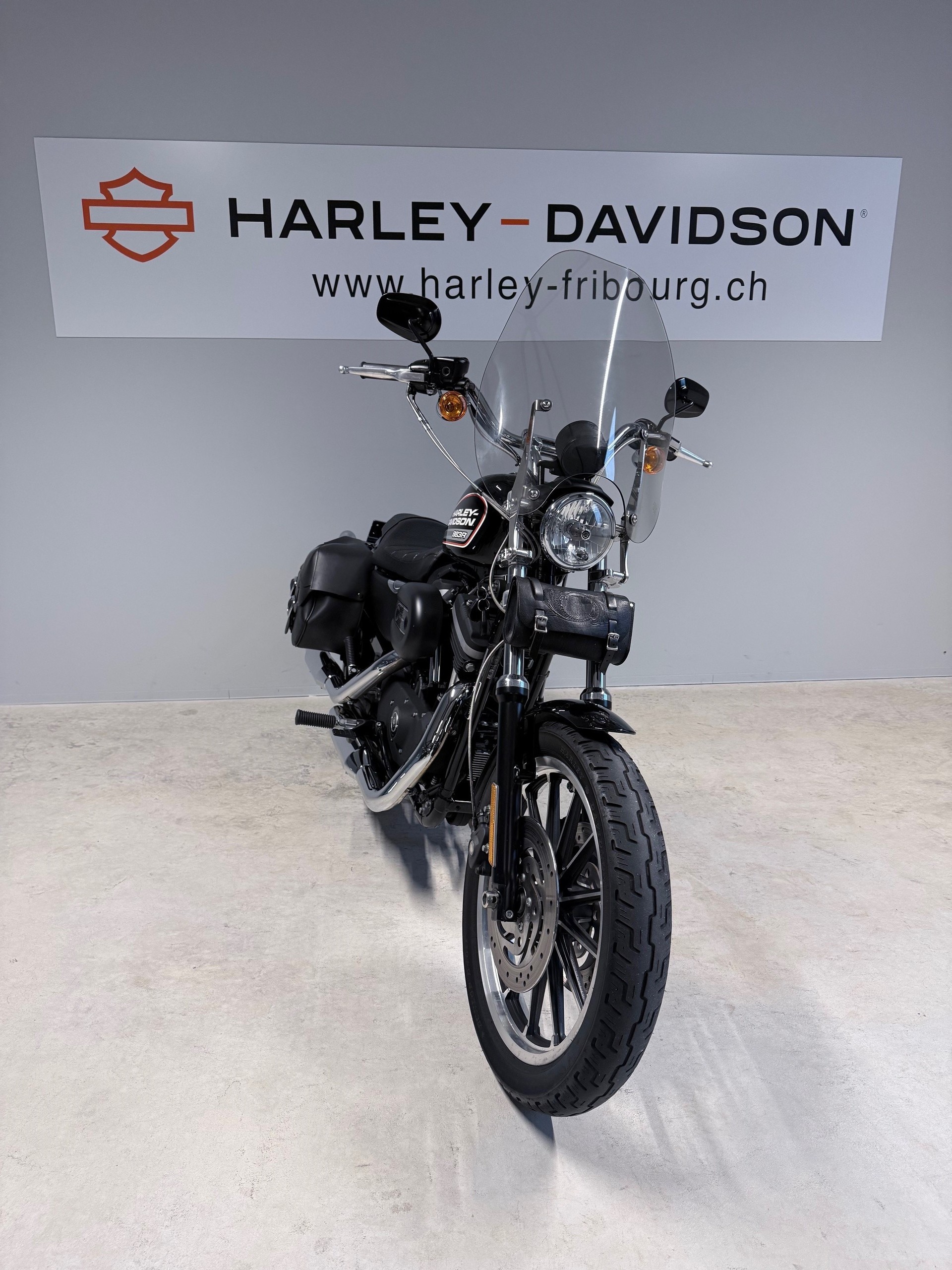 HARLEY-DAVIDSON XL 883 R Sportster Roadster Injection-image-1