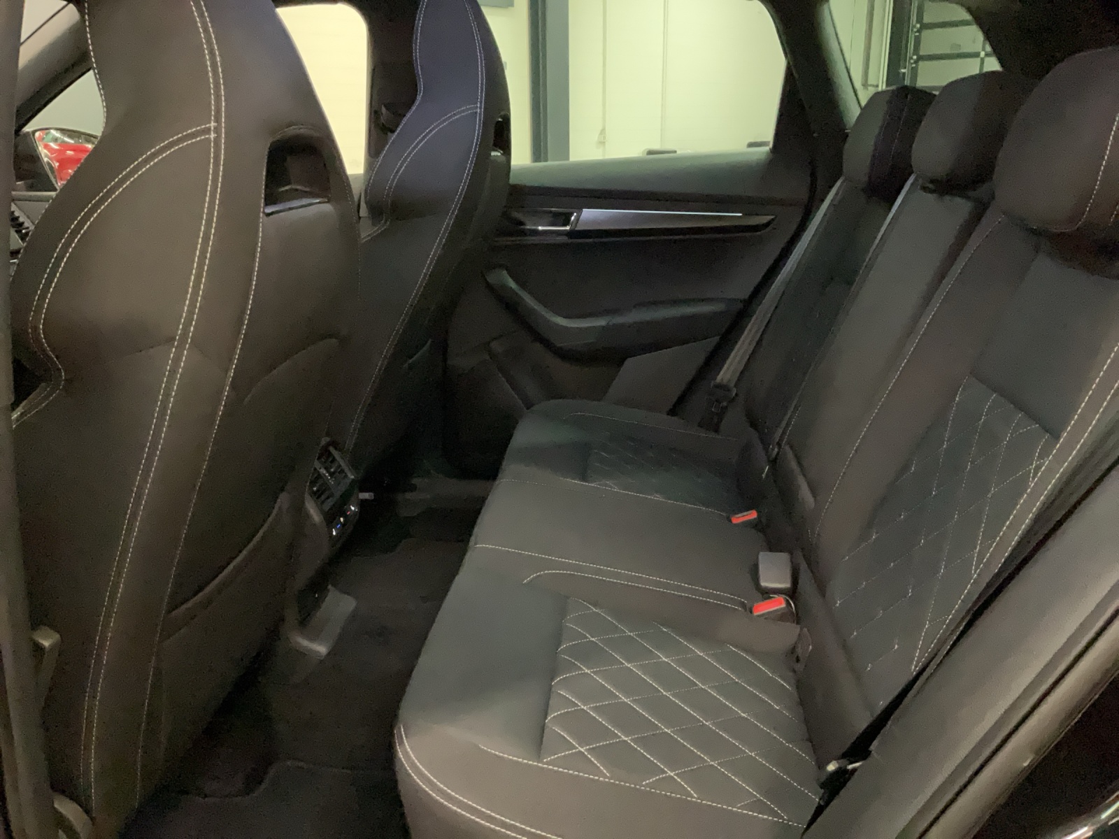 SKODA Karoq 2.0 TDI CR Sport Line 4x4 DSG-image-10