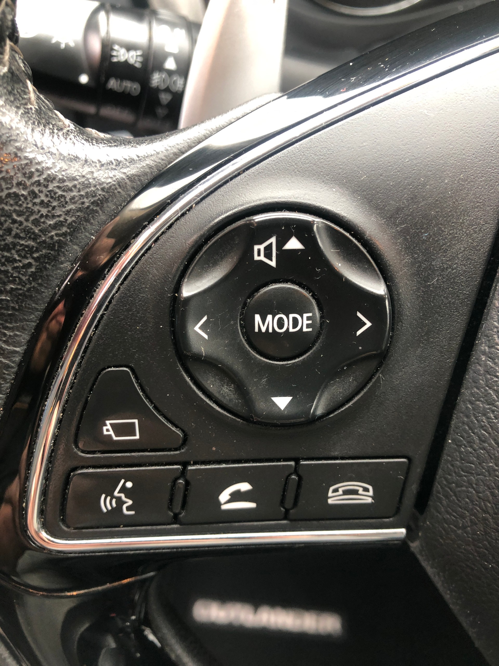MITSUBISHI Outlander 2.0 Diamond 4WD CVT-image-12
