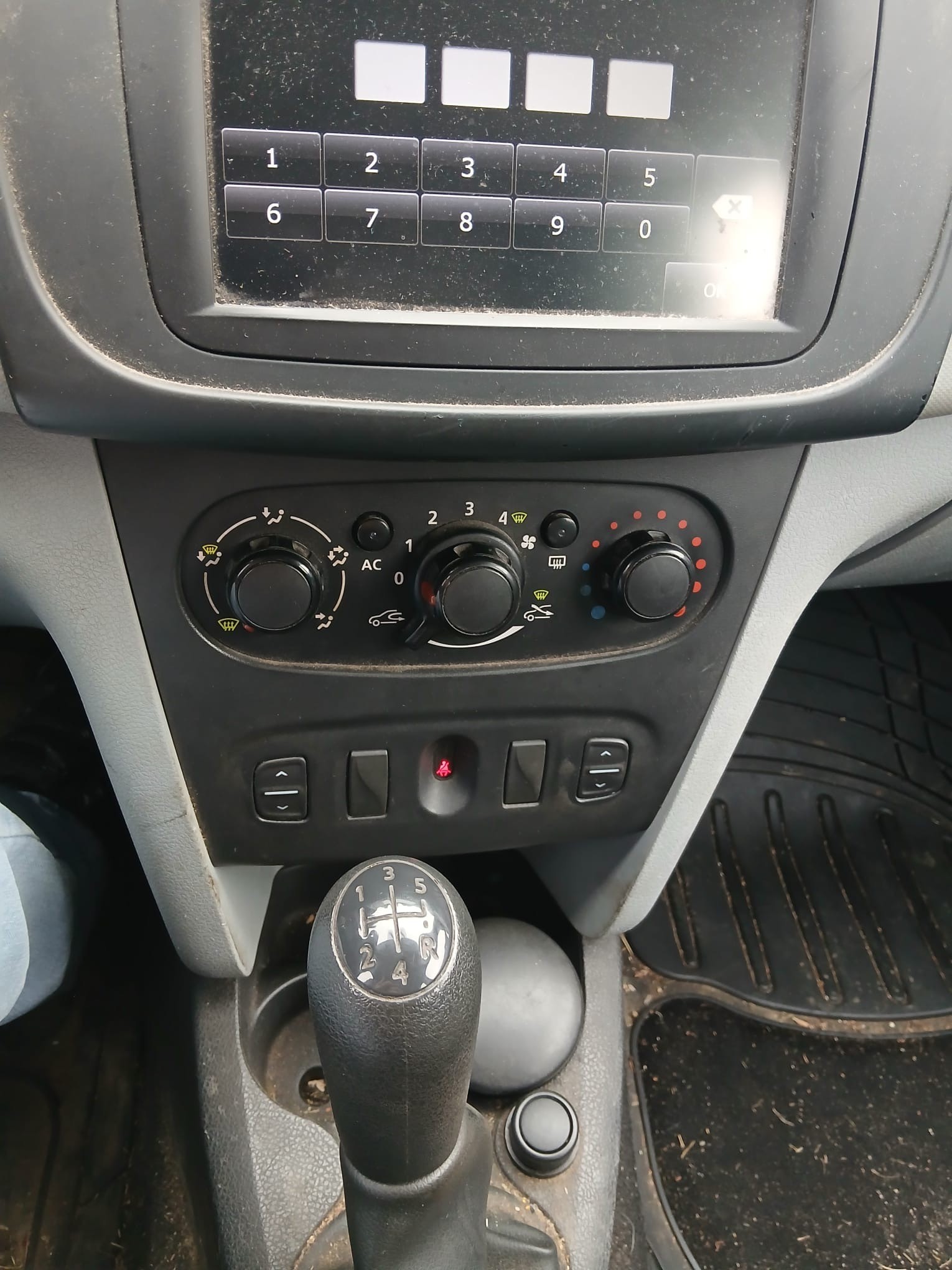 DACIA Logan MCV 1.2 Ambiance-image-7