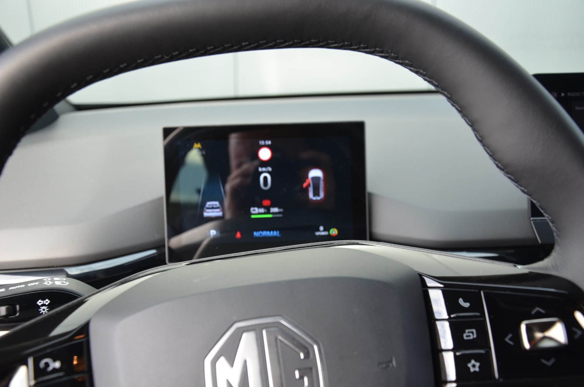 MG 4 EV 64kWh Xpower AWD-image-15