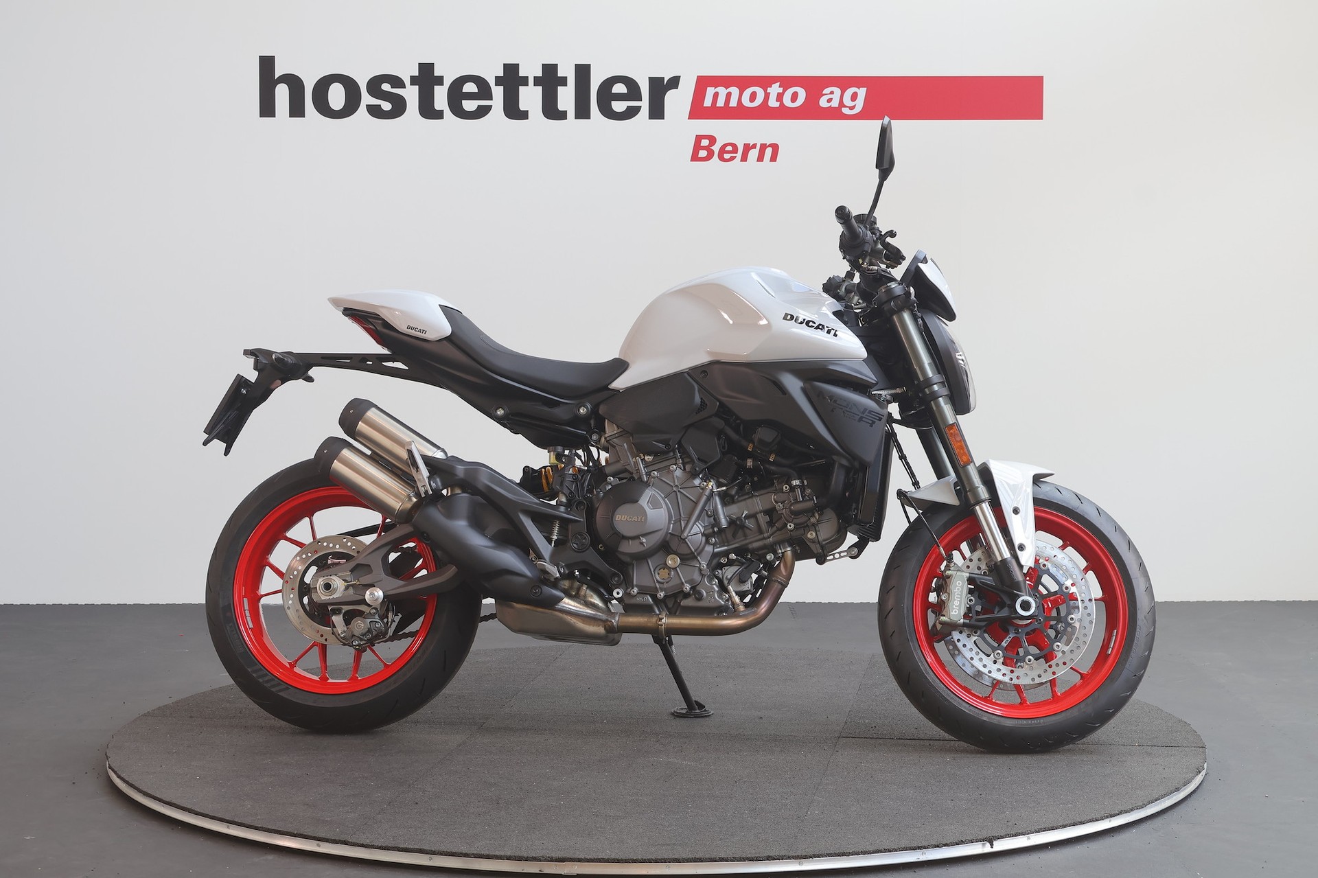 DUCATI Monster +-image-1