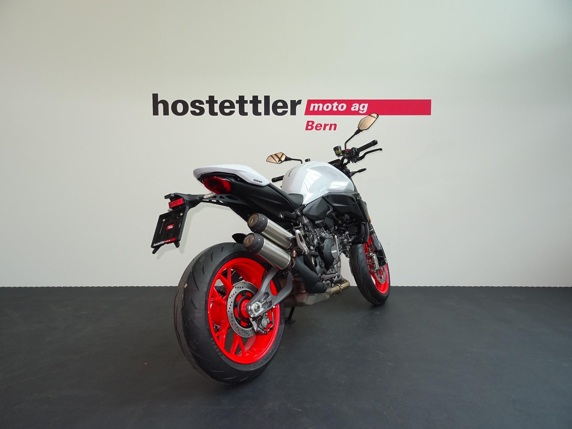 DUCATI Monster +-image-3