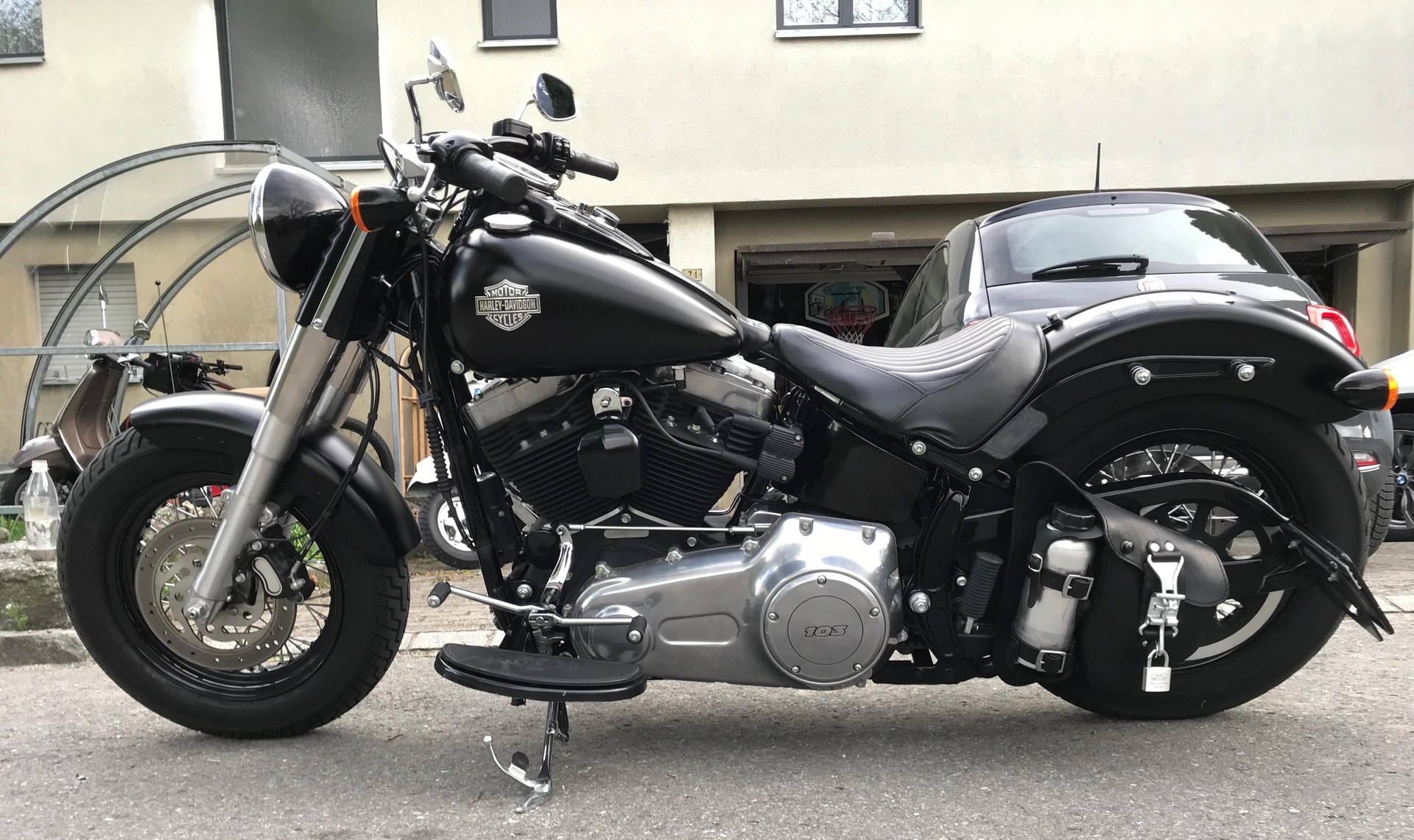 HARLEY-DAVIDSON FLS Softail Slim ABS-image-2