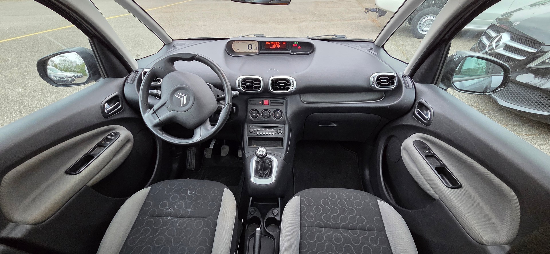 CITROEN C3 Picasso 1.6i 16V Séduction-image-10