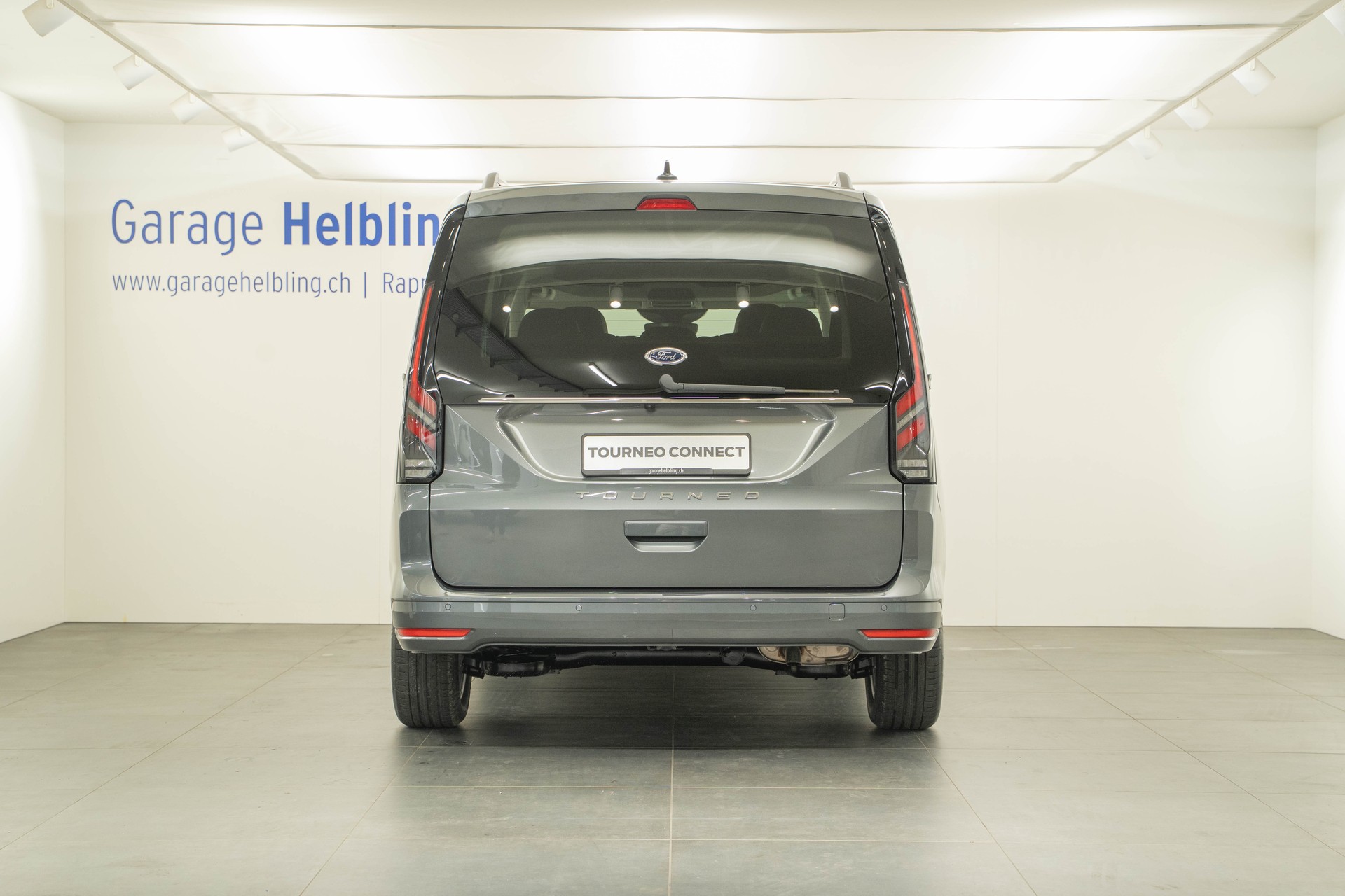 FORD Tourneo Grand Connect 1.5 EcoBoost 114 Titanium-showroom-element-3