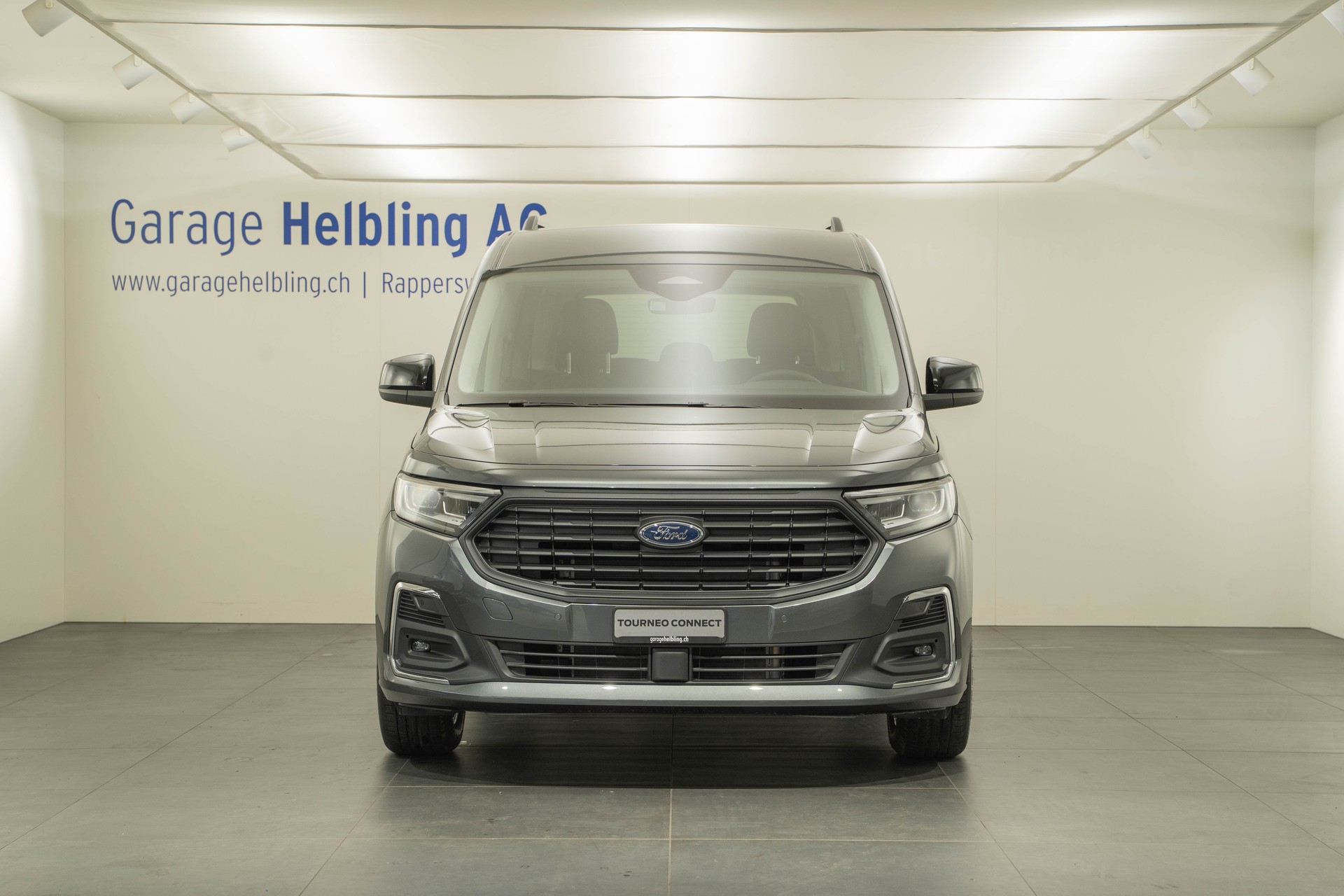 FORD Tourneo Grand Connect 1.5 EcoBoost 114 Titanium-showroom-element-1