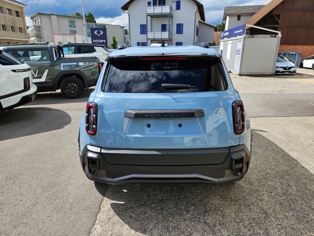 RENAULT R4 E-Tech Comfort Range techno-image-4