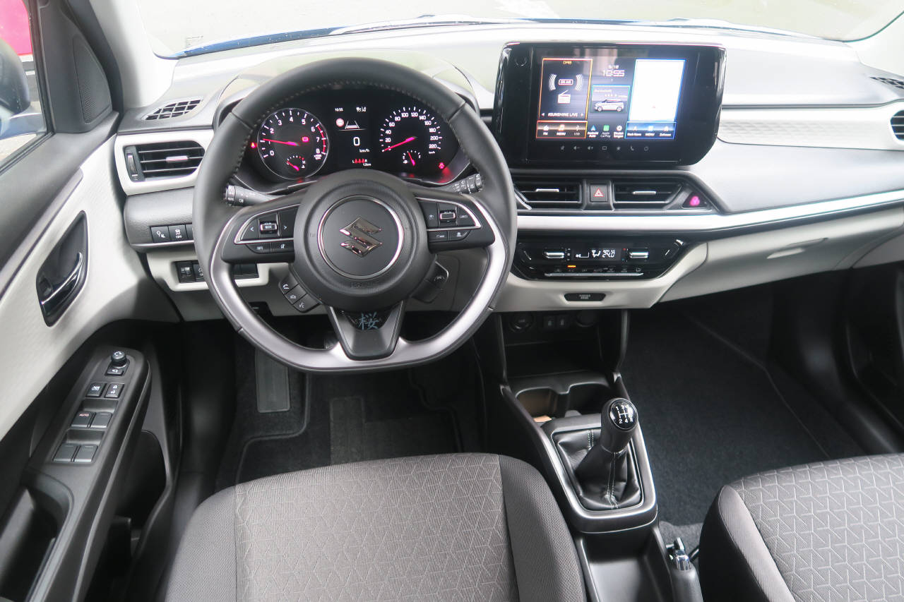 SUZUKI Swift 1.2 Sakura Top Hybrid 4x4-image-4