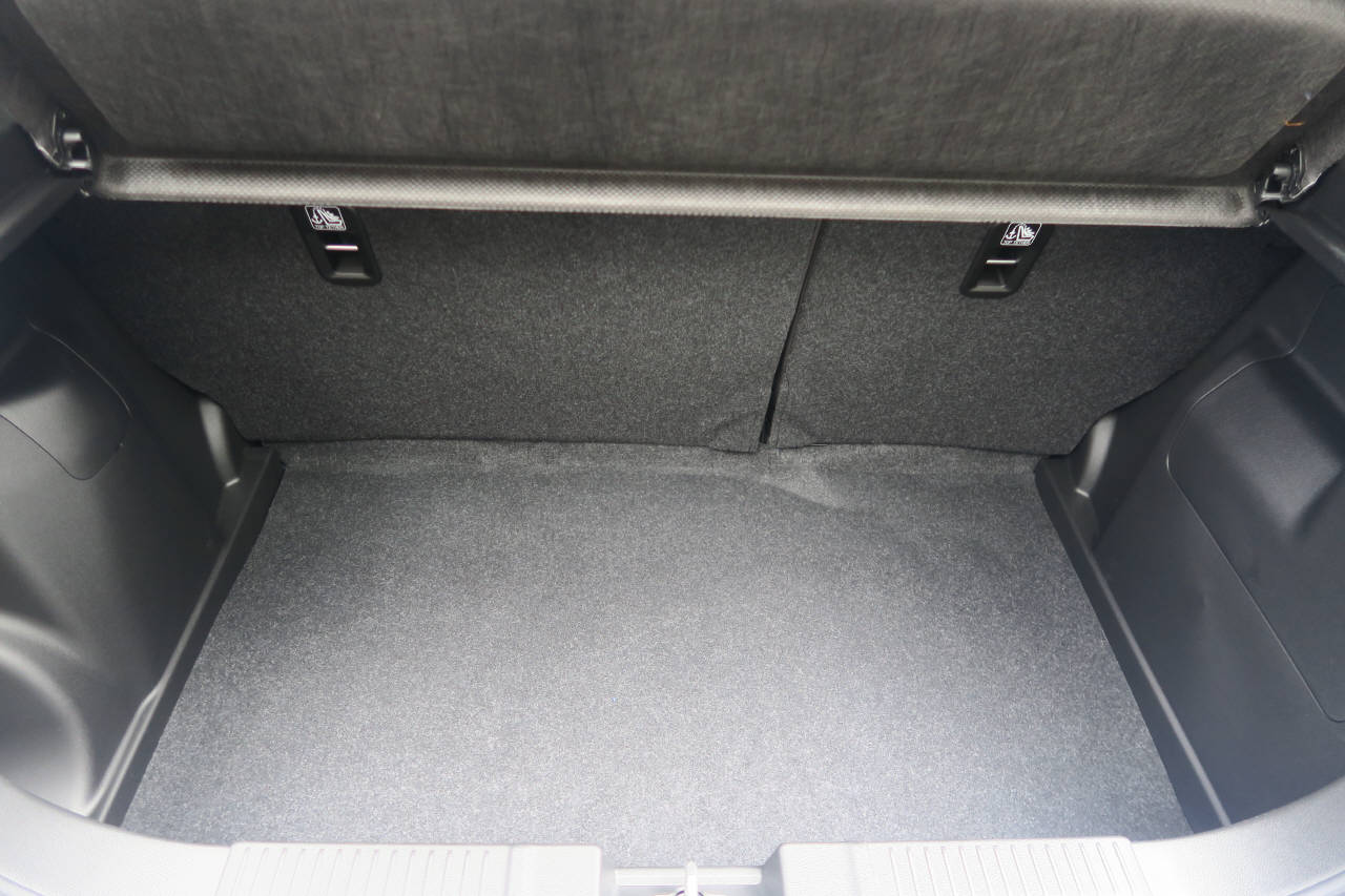 SUZUKI Swift 1.2 Sakura Top Hybrid 4x4-image-15