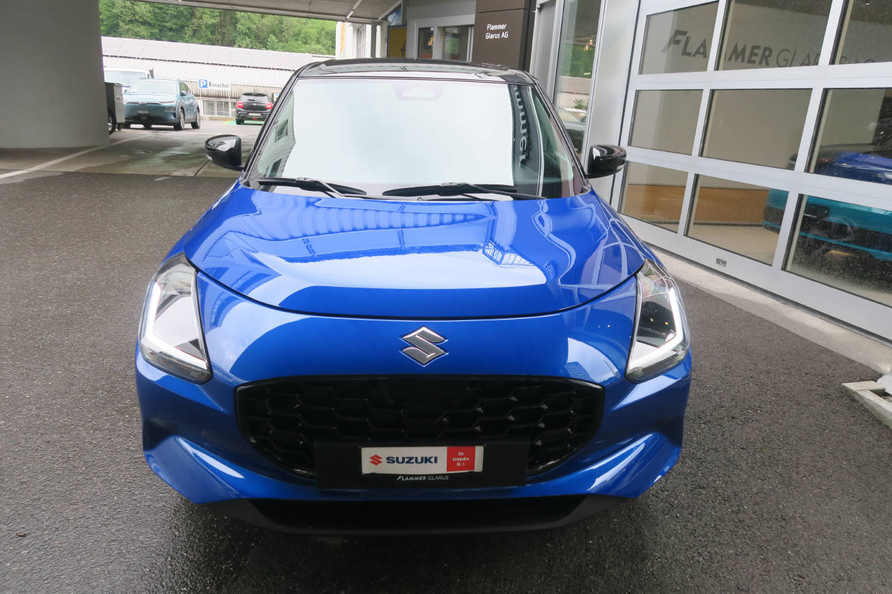 SUZUKI Swift 1.2 Sakura Top Hybrid 4x4