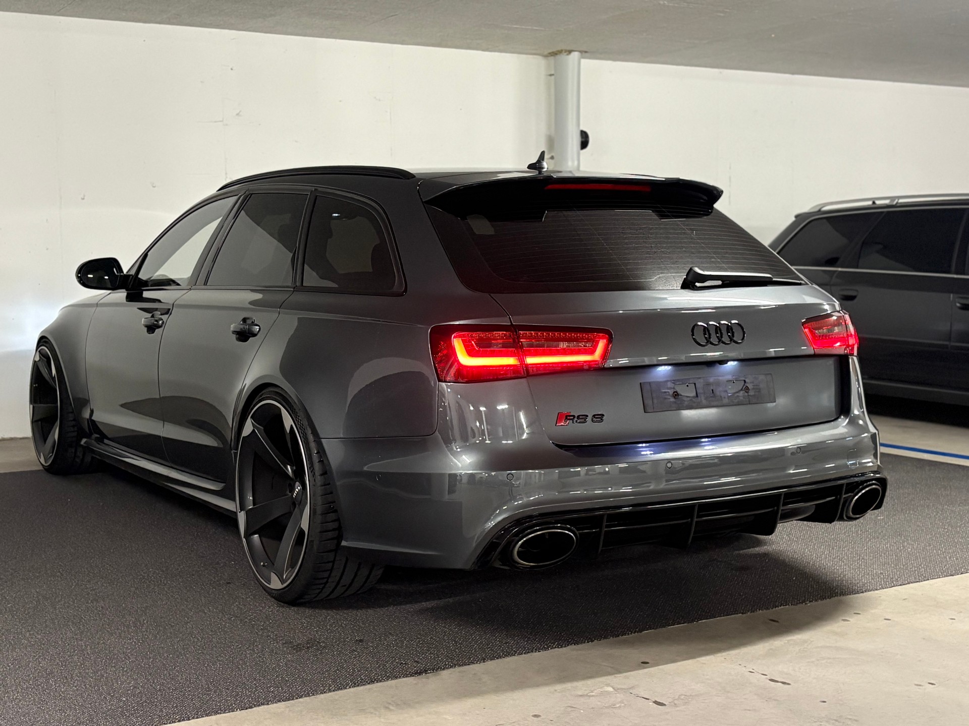 AUDI RS6 Avant 4.0 TFSI V8 quattro Tiptronic 700PS ab MFK-image-3
