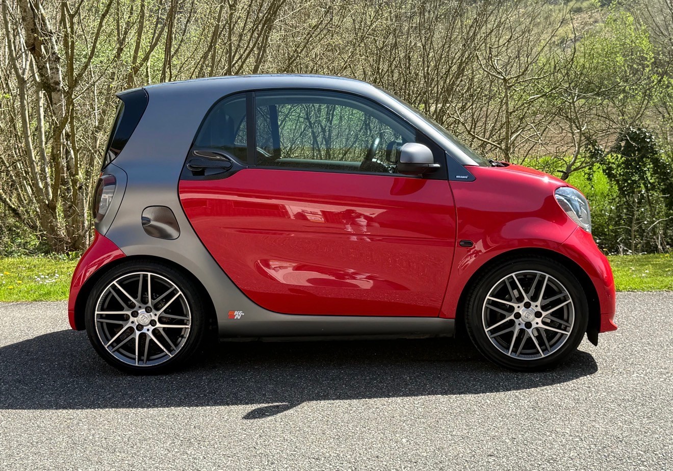 SMART fortwo Brabus twinmatic-image-5