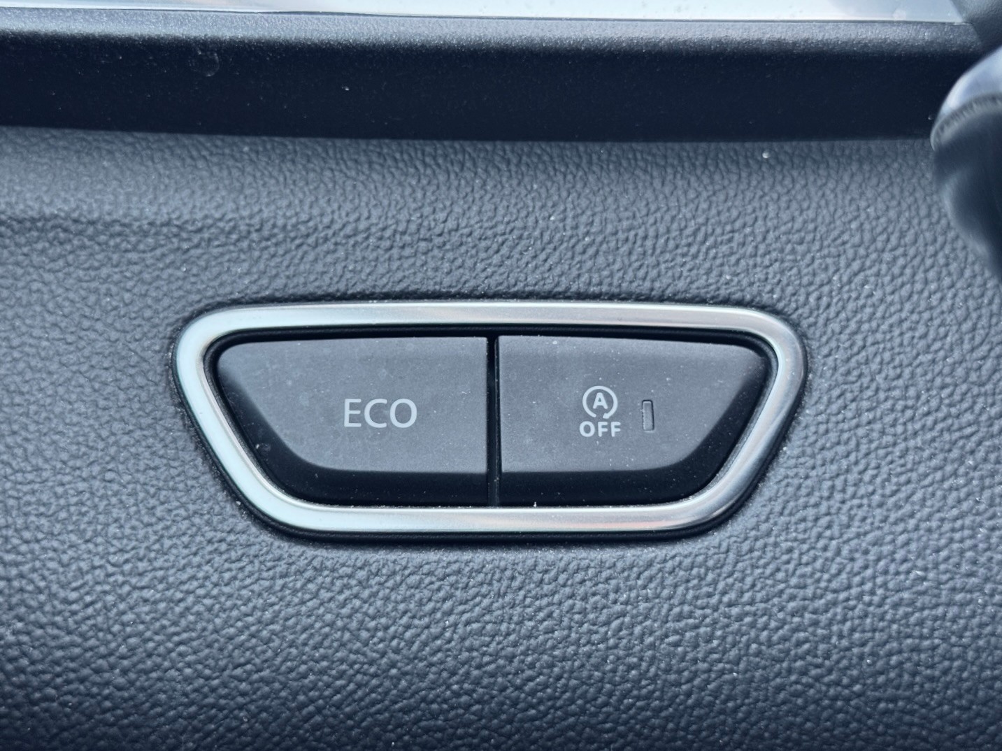 RENAULT Kadjar 1.3 16V Turbo Intens EDC-image-19