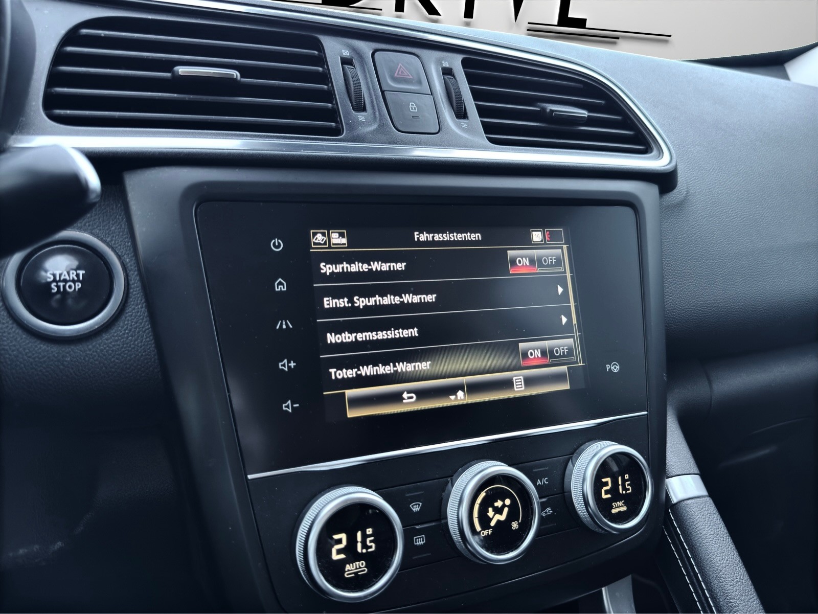 RENAULT Kadjar 1.3 16V Turbo Intens EDC-image-15