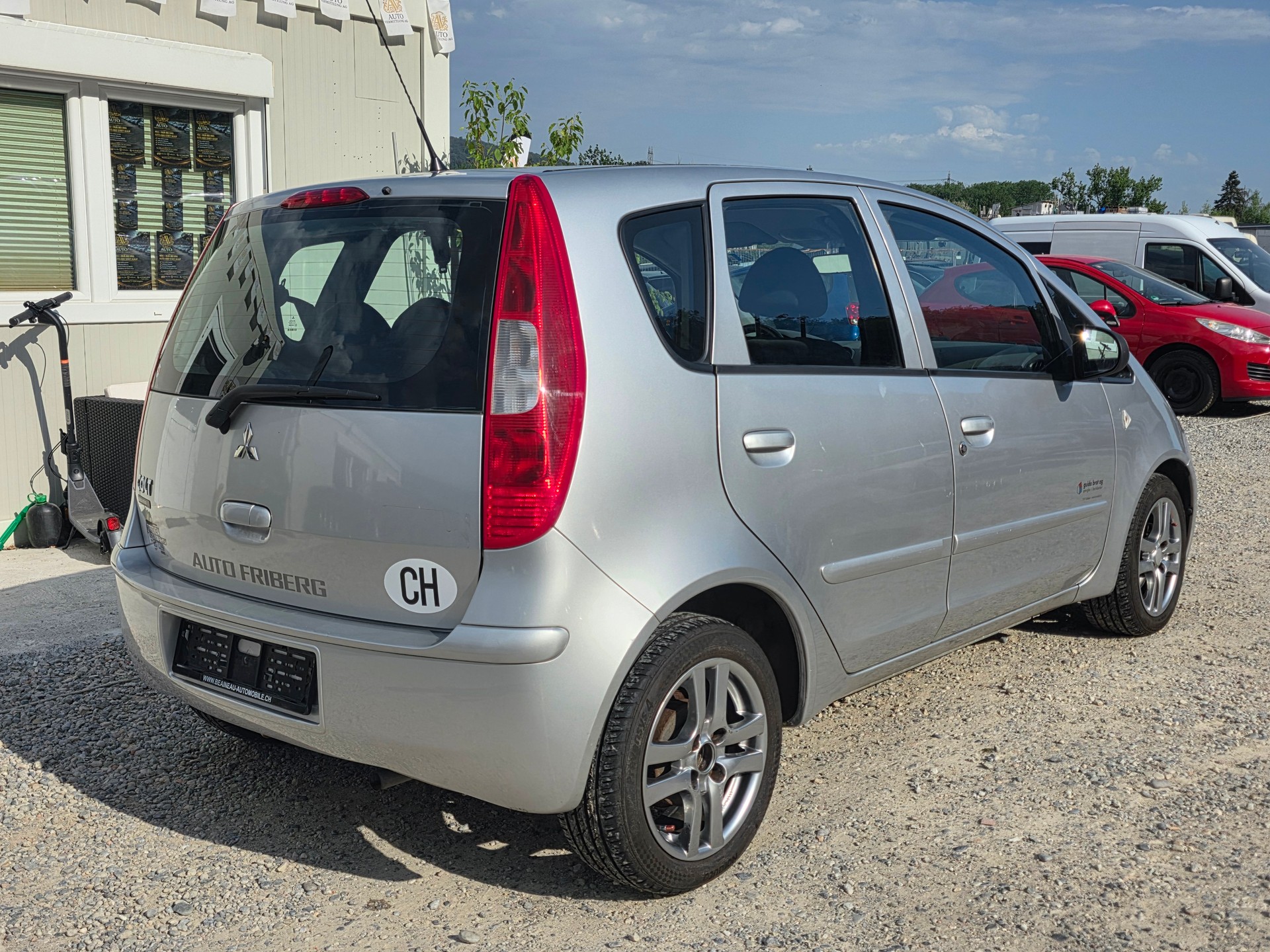 MITSUBISHI Colt 1.3 16V Celebration 30 *** AB MFK BIS 02.2027 / Frisch ab Service / Gratis Lieferung ***-image-4