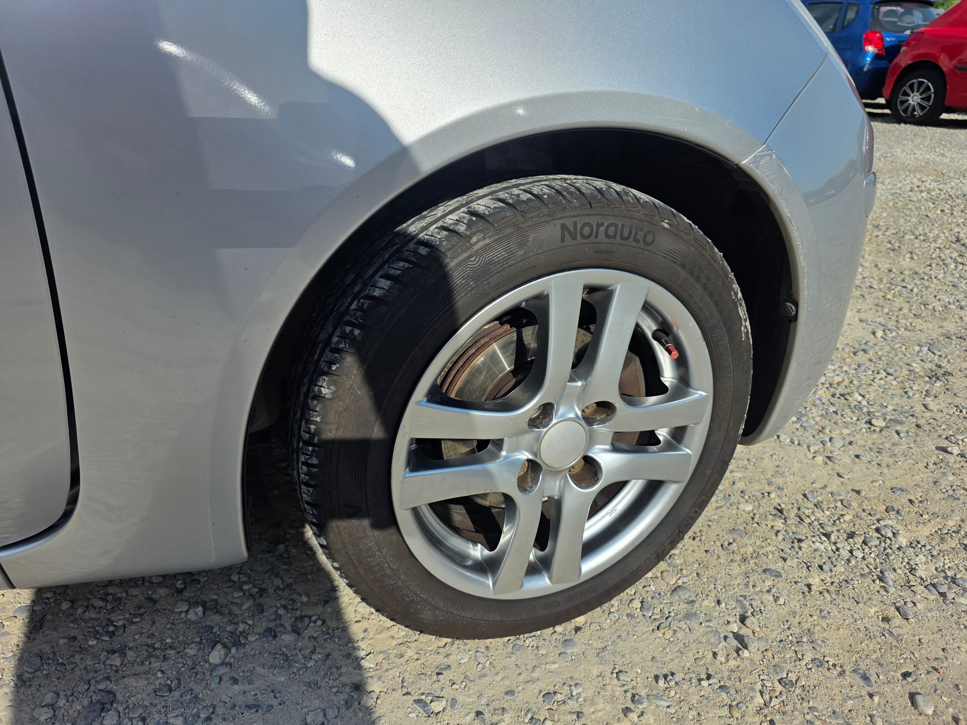 MITSUBISHI Colt 1.3 16V Celebration 30 *** AB MFK BIS 02.2027 / Frisch ab Service / Gratis Lieferung ***-image-16