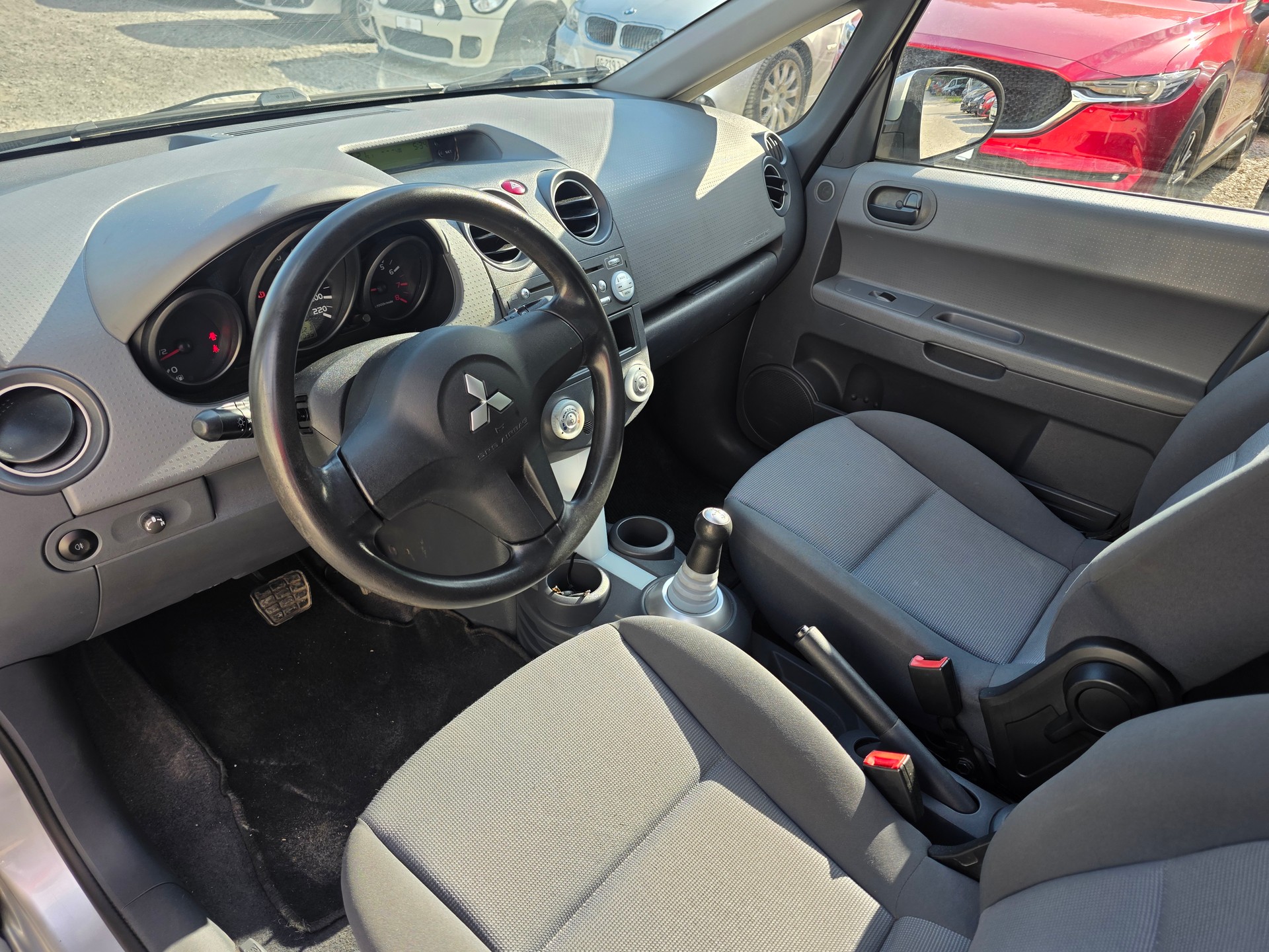 MITSUBISHI Colt 1.3 16V Celebration 30 *** AB MFK BIS 02.2027 / Frisch ab Service / Gratis Lieferung ***-image-11