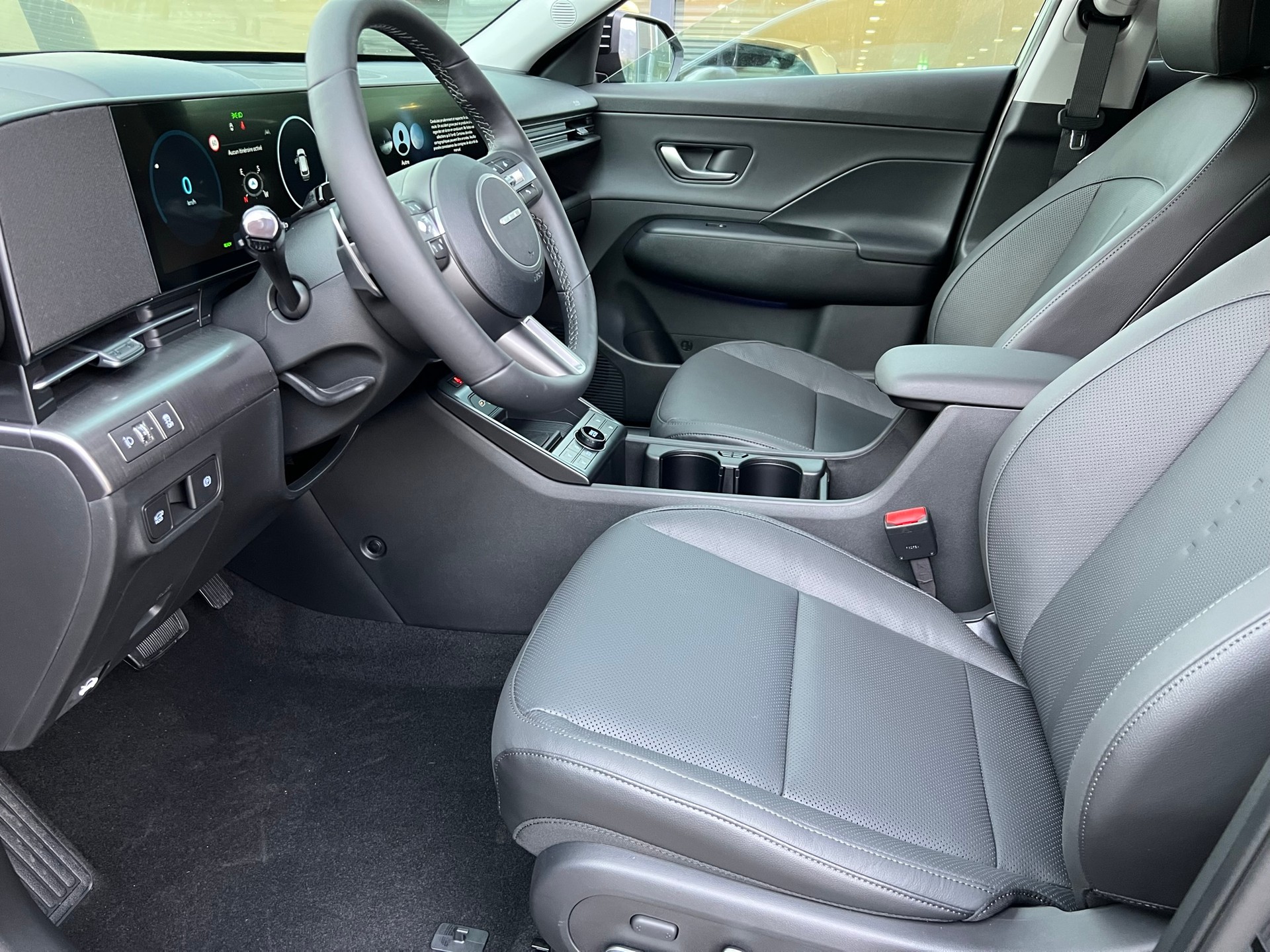 HYUNDAI Kona EV 65.4 kWh Vertex-showroom-element-3