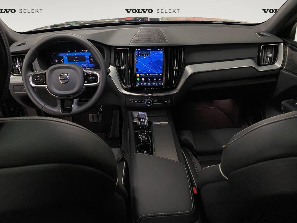 VOLVO XC60 2.0 T6 TE Plus Dark eAWD-image-10