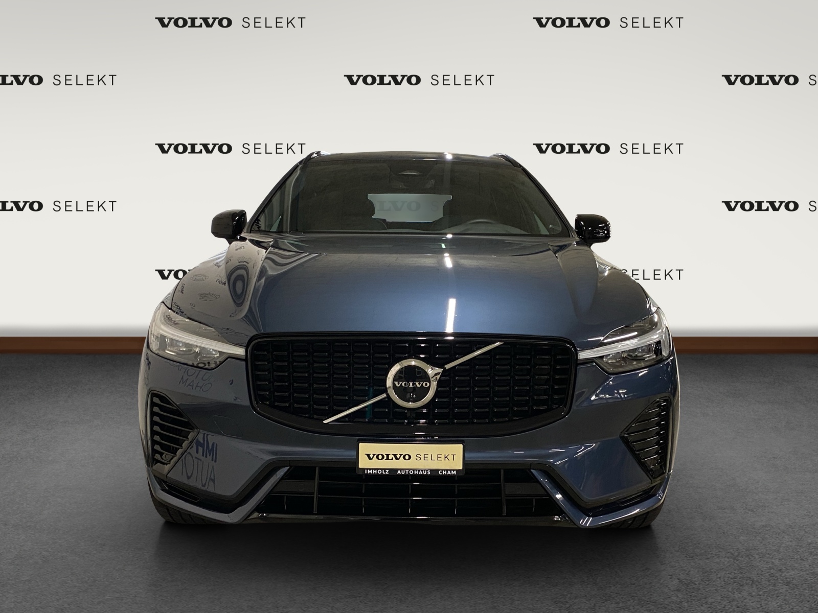 VOLVO XC60 2.0 T6 TE Plus Dark eAWD-image-4