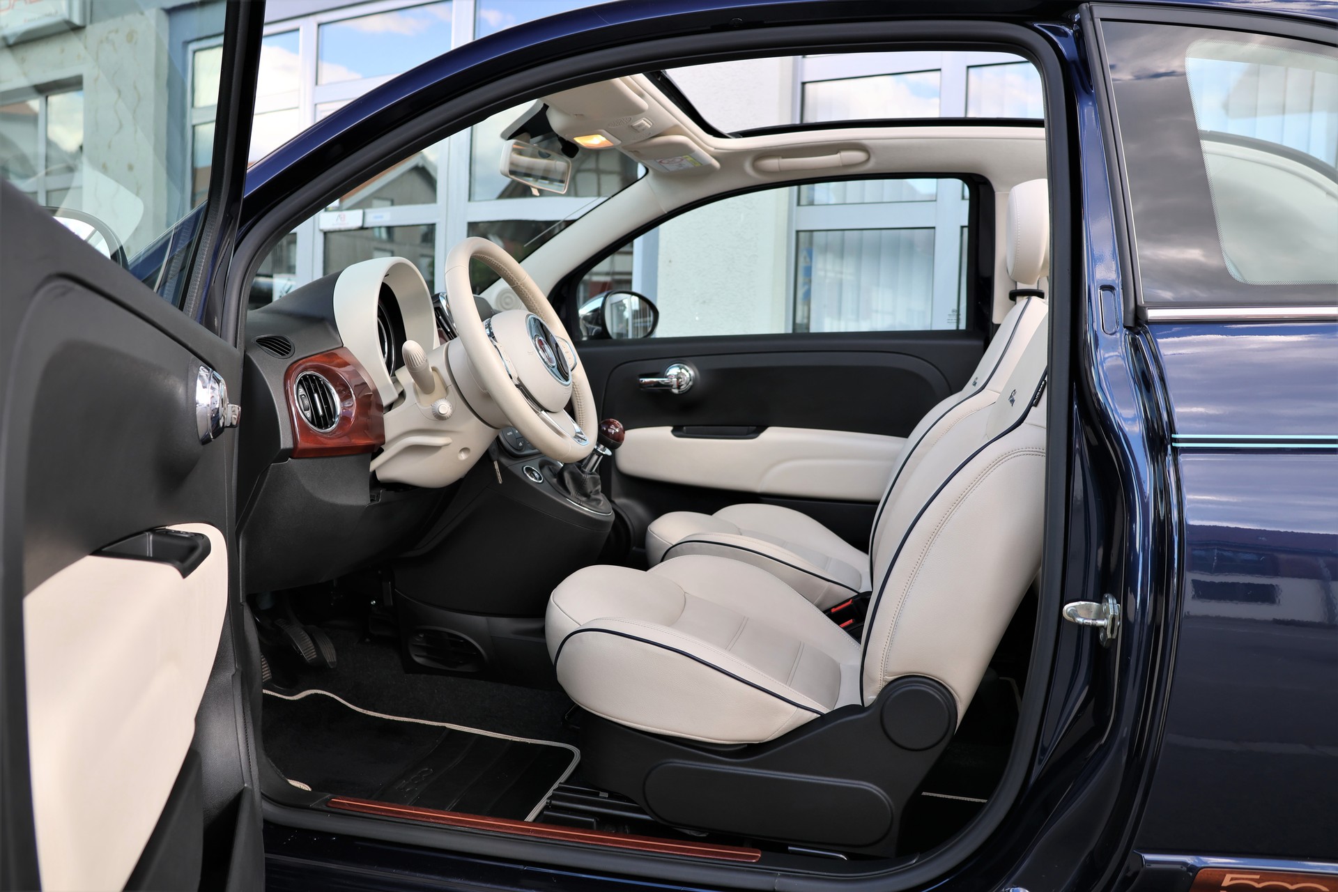 FIAT 500C 1.2 Riva Speziale-image-9