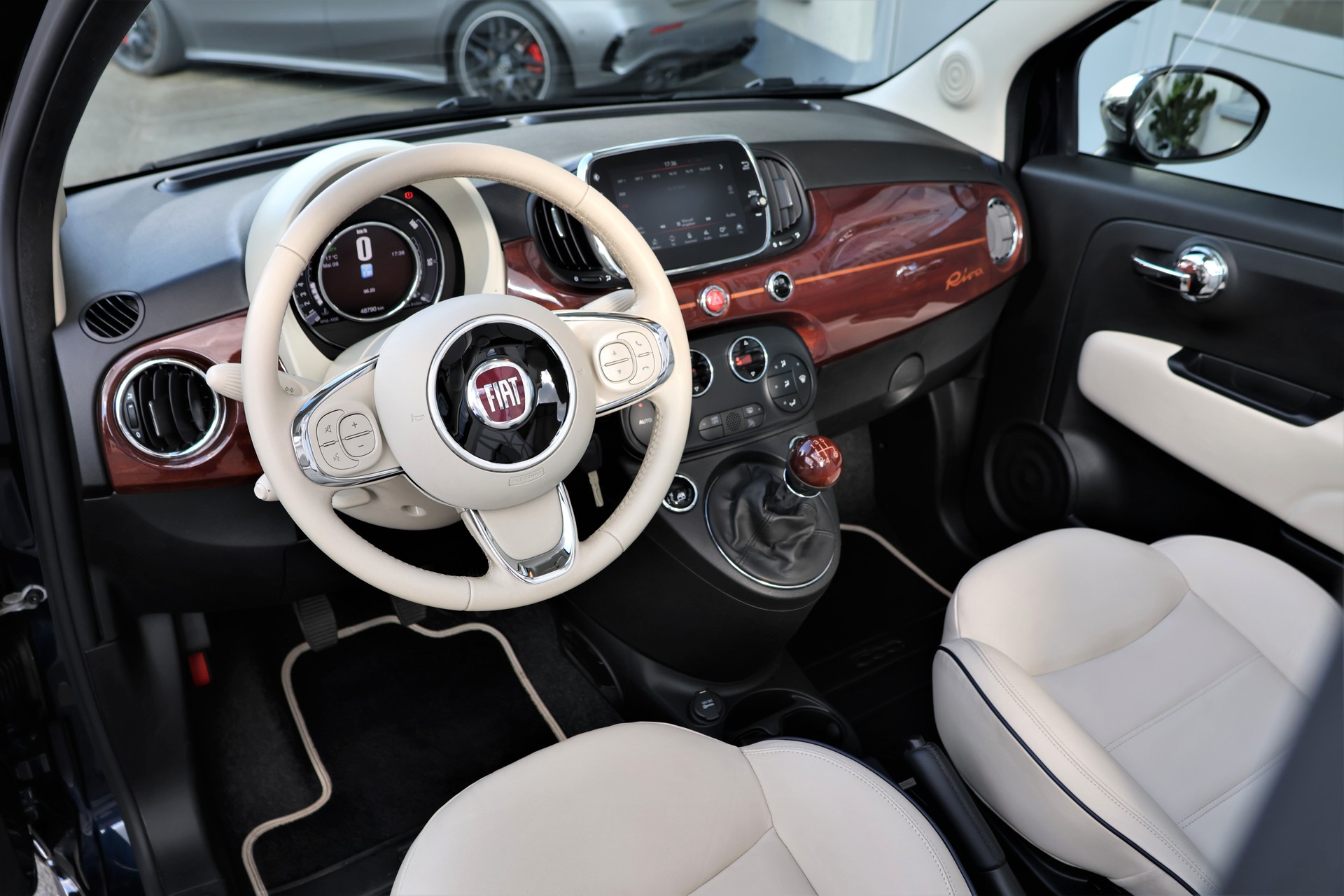 FIAT 500C 1.2 Riva Speziale-image-10