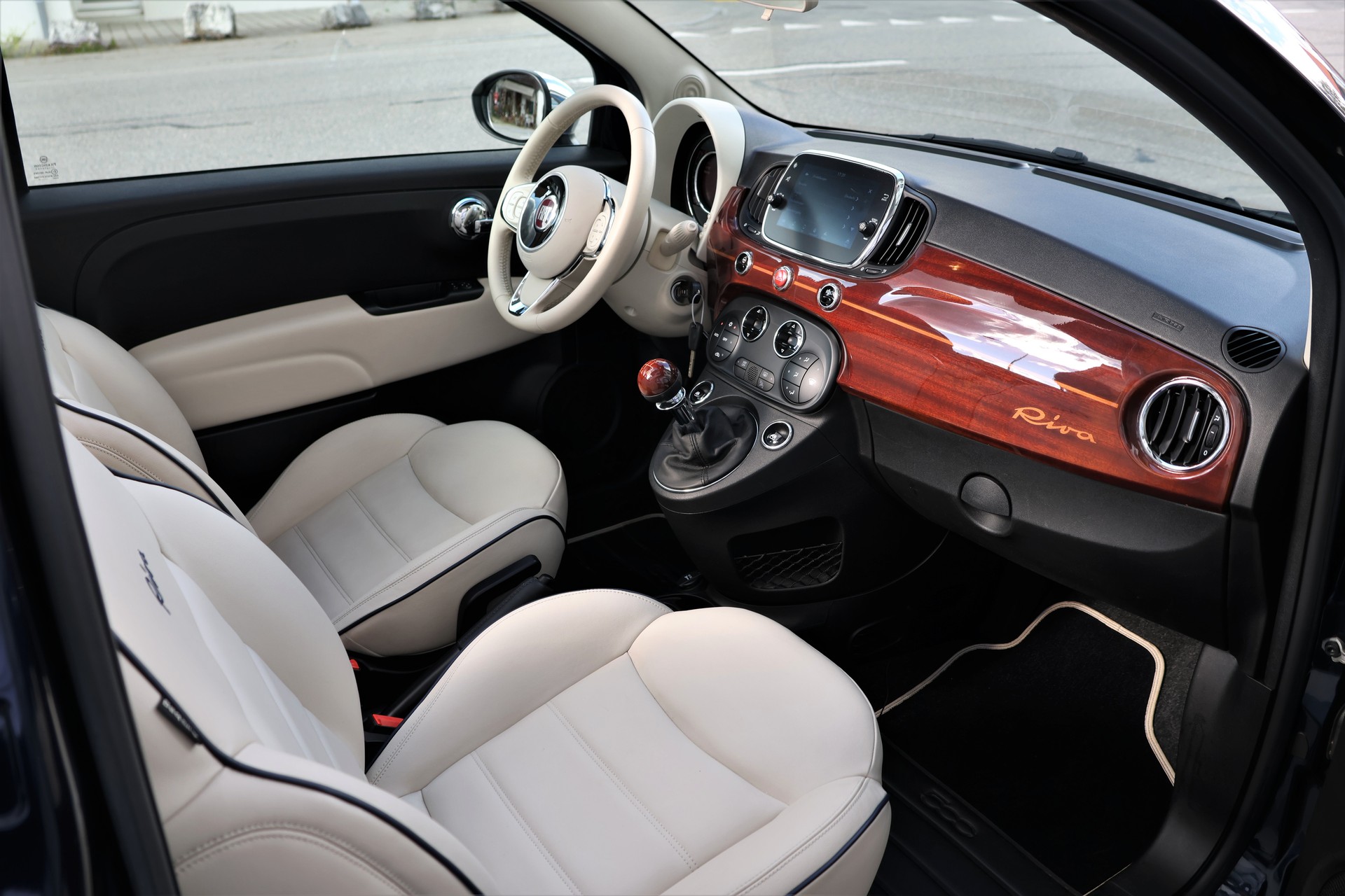 FIAT 500C 1.2 Riva Speziale-image-16
