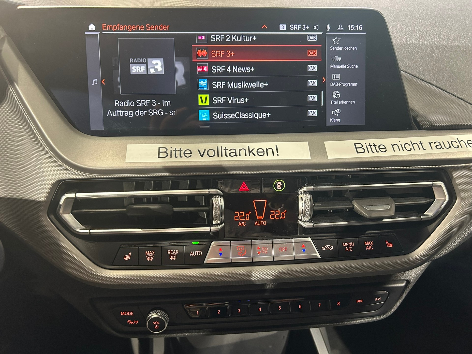 BMW 118i Essential Edition Steptronic-image-28
