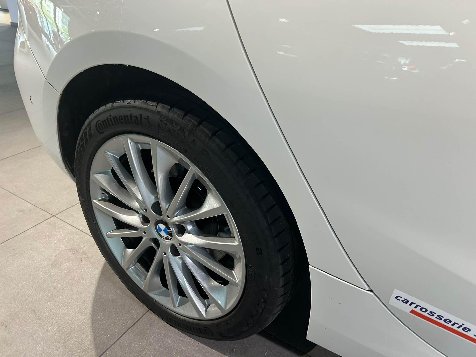 BMW 118i Essential Edition Steptronic-image-22